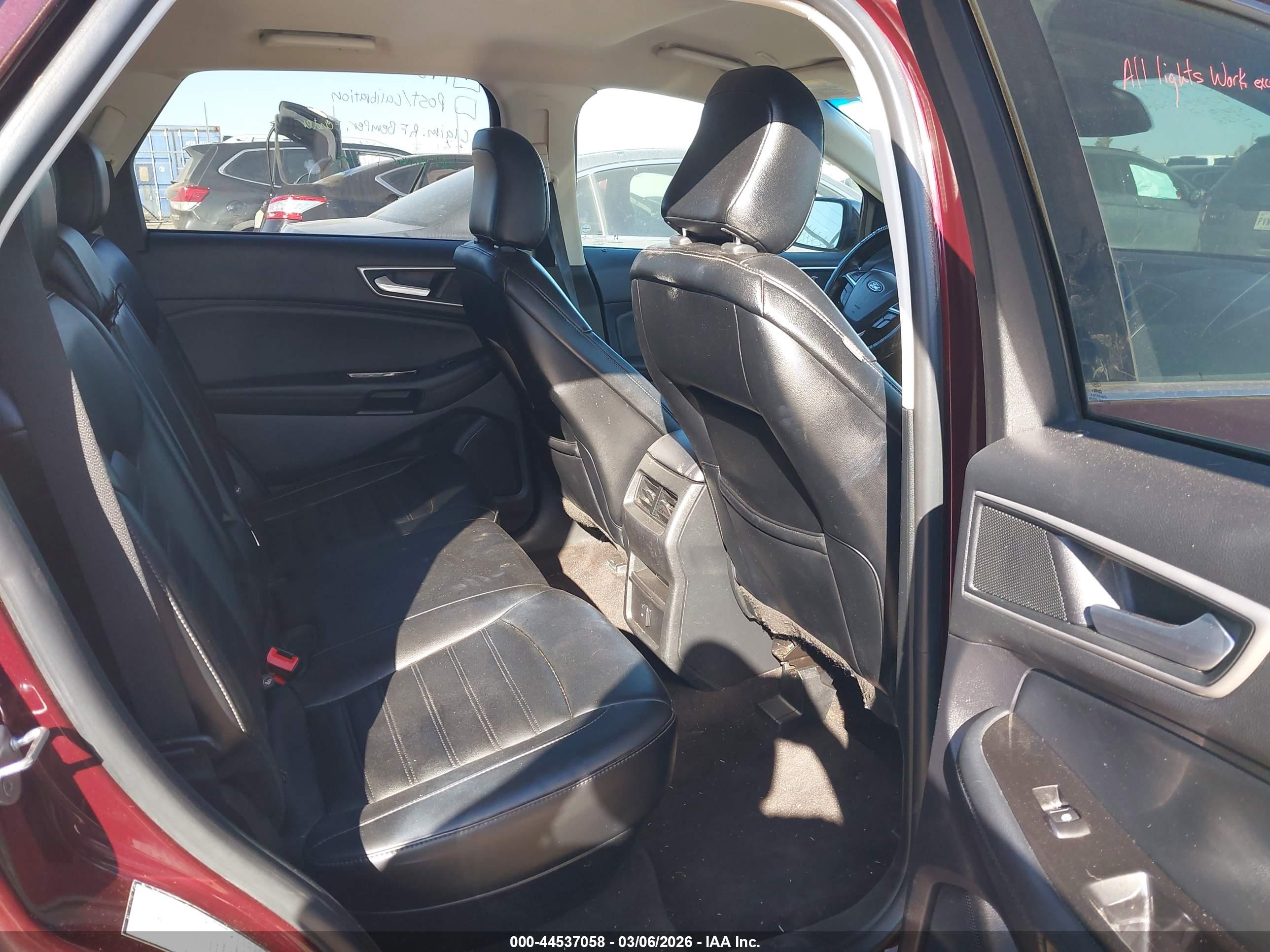 FORD EDGE image 8