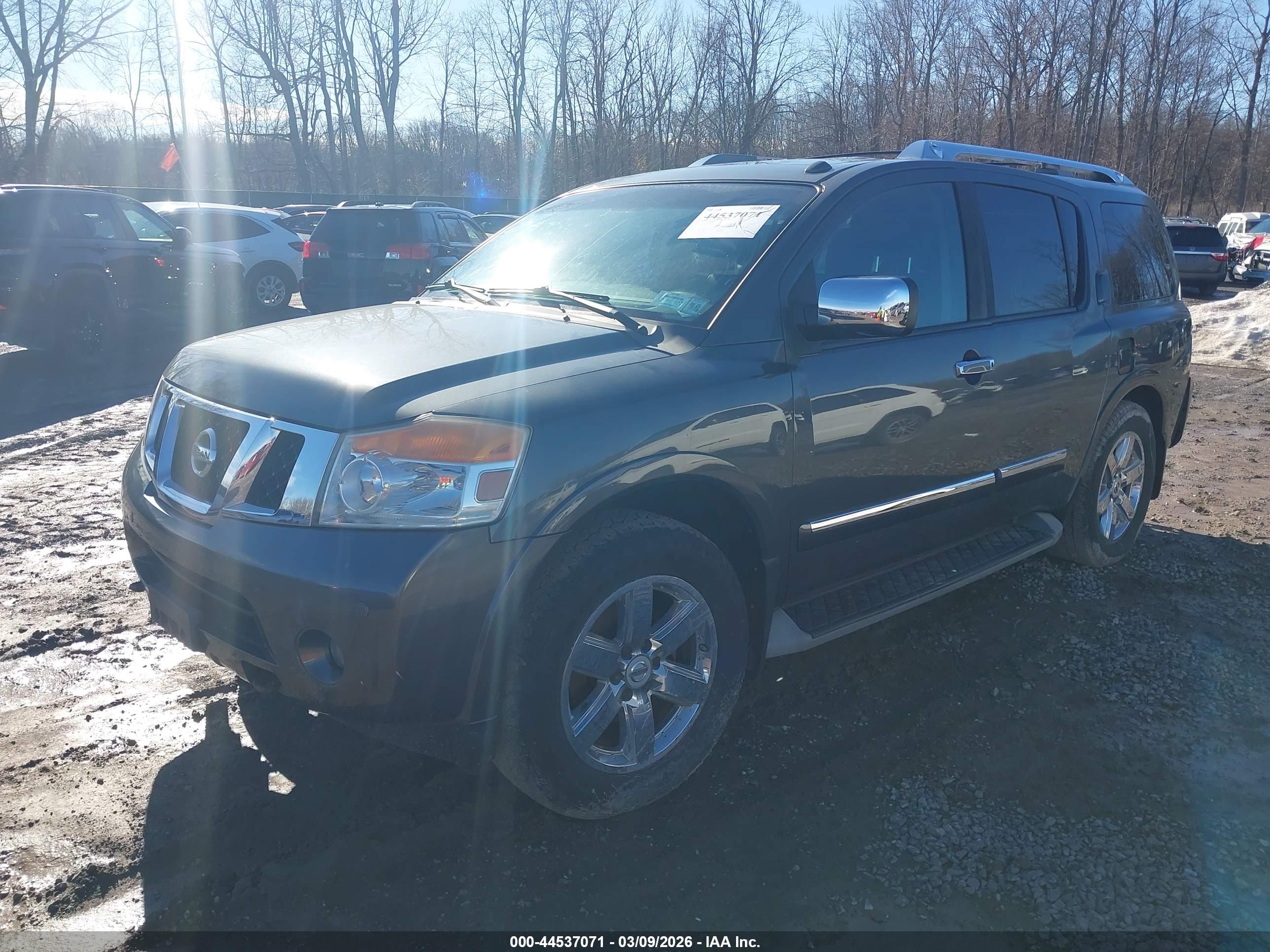 NISSAN ARMADA image 2