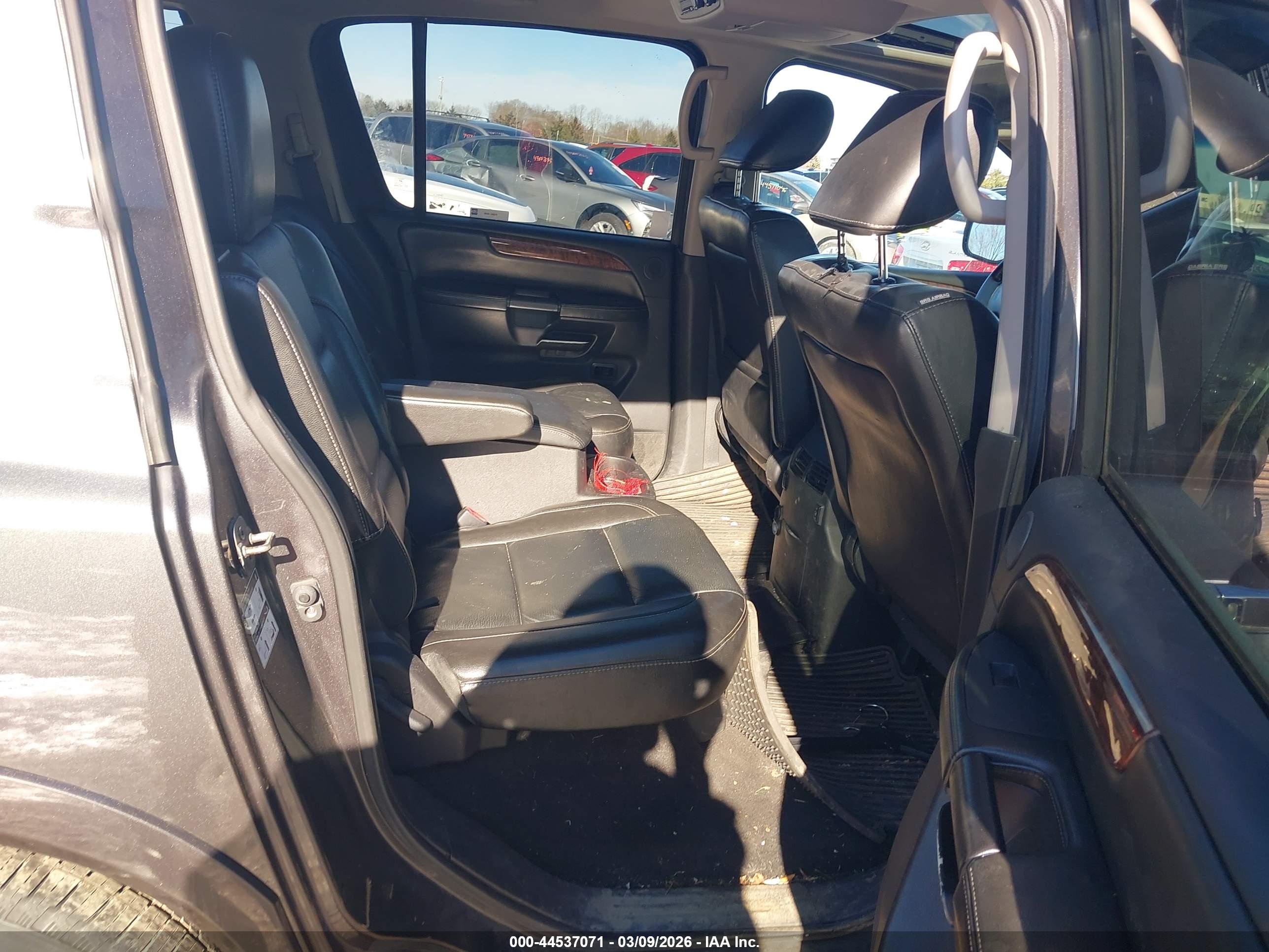 NISSAN ARMADA image 8