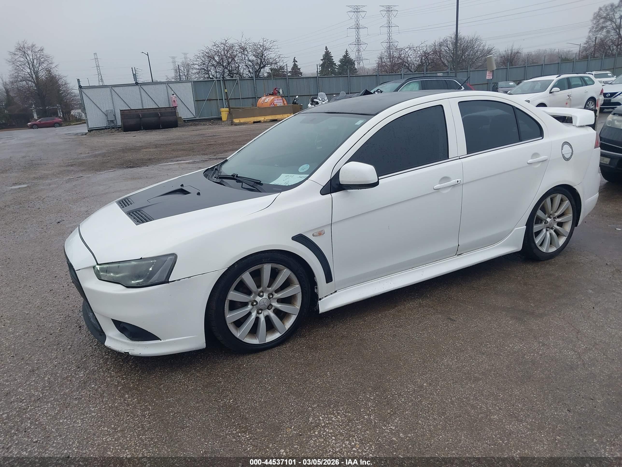 MITSUBISHI LANCER image 2