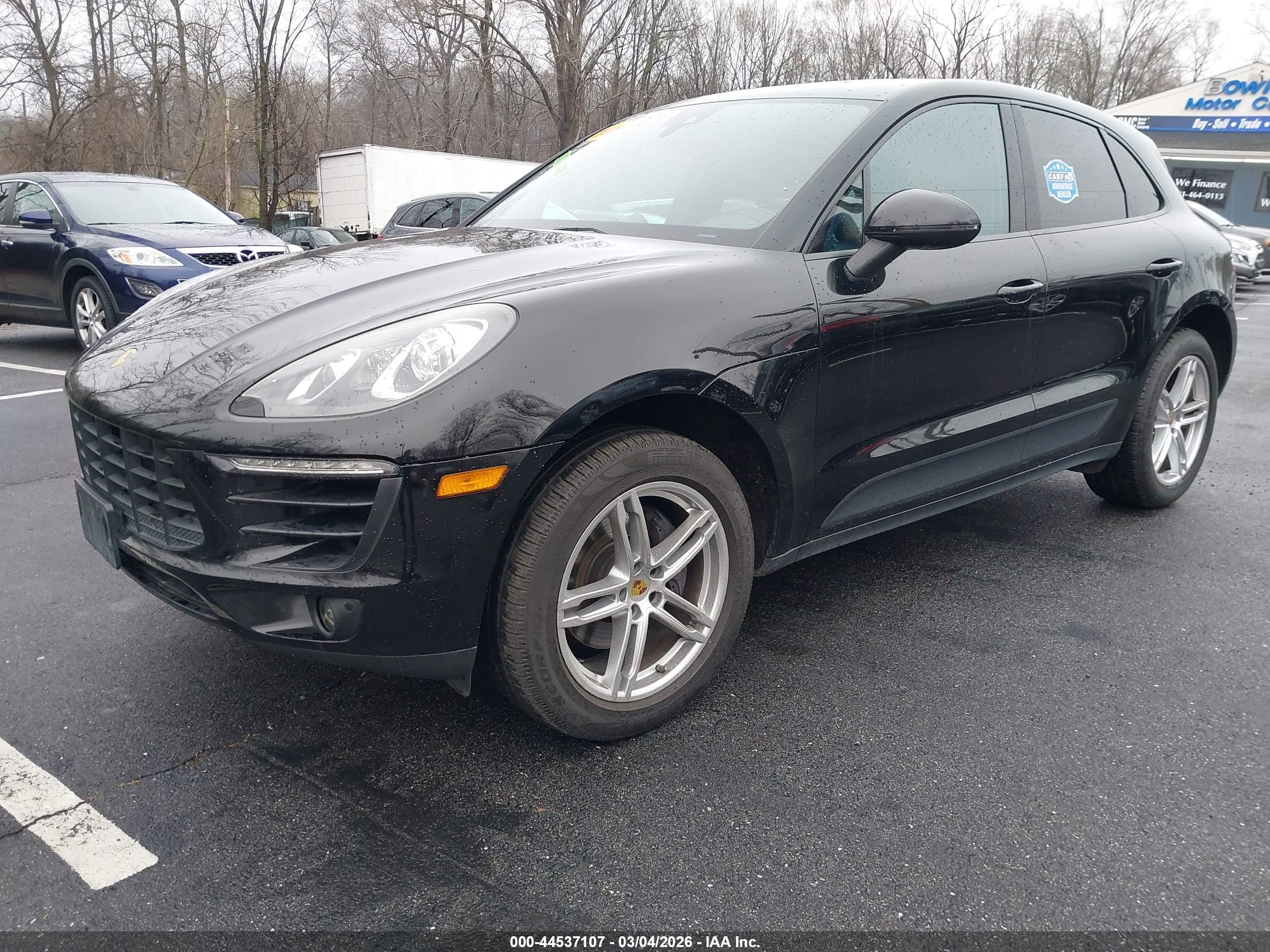 PORSCHE MACAN image 2