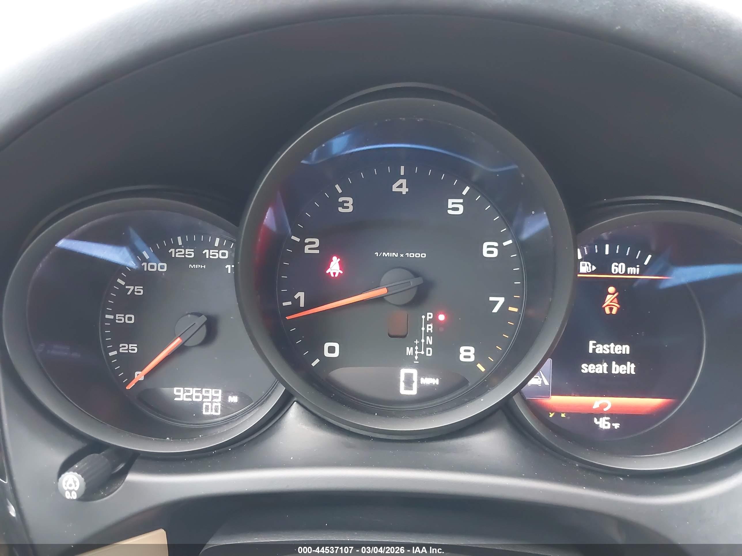 PORSCHE MACAN image 7