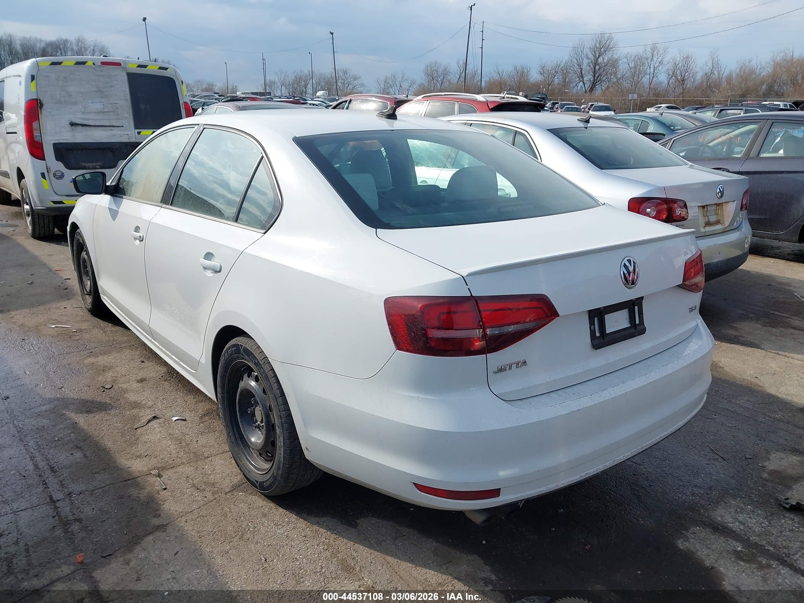 VOLKSWAGEN JETTA image 3