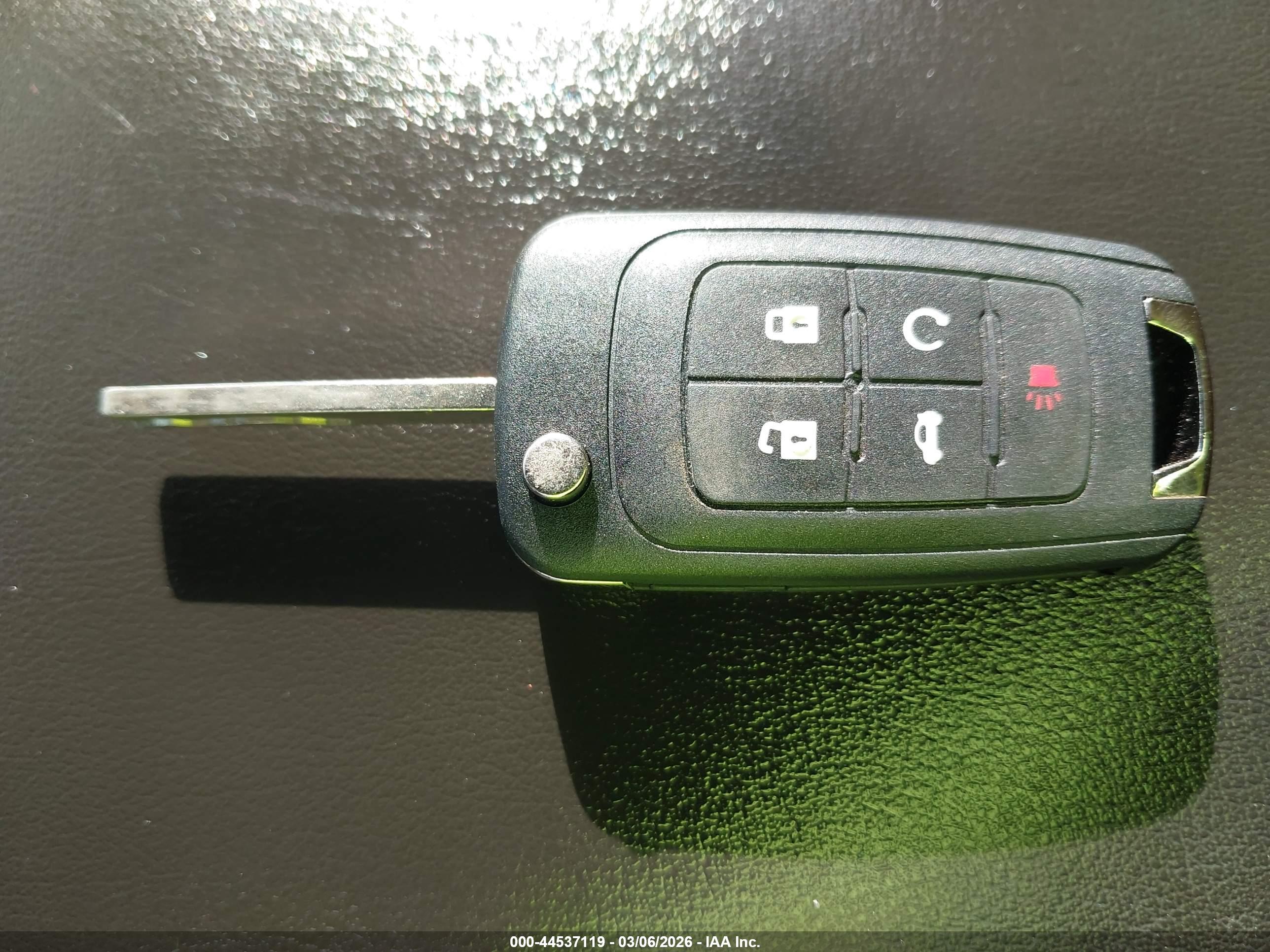 CHEVROLET EQUINOX image 11