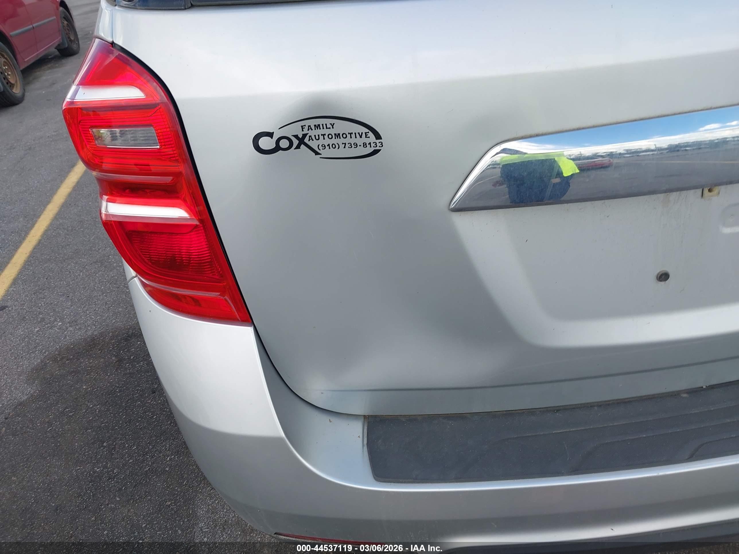 CHEVROLET EQUINOX image 6