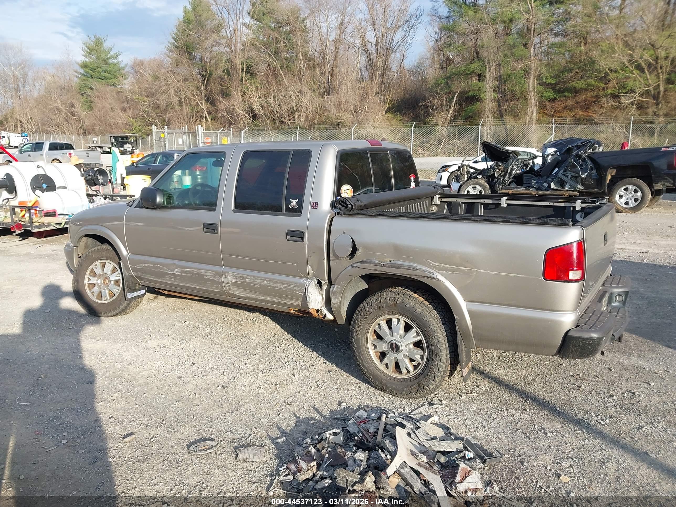 GMC SONOMA image 3