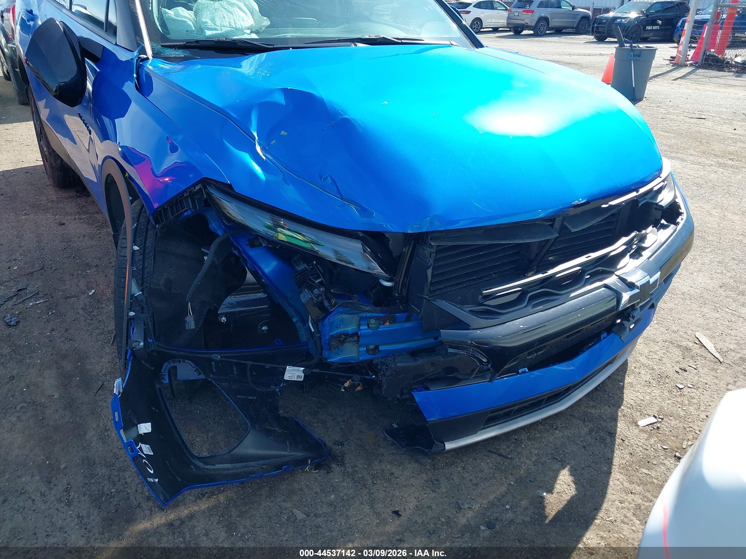 CHEVROLET BLAZER image 6