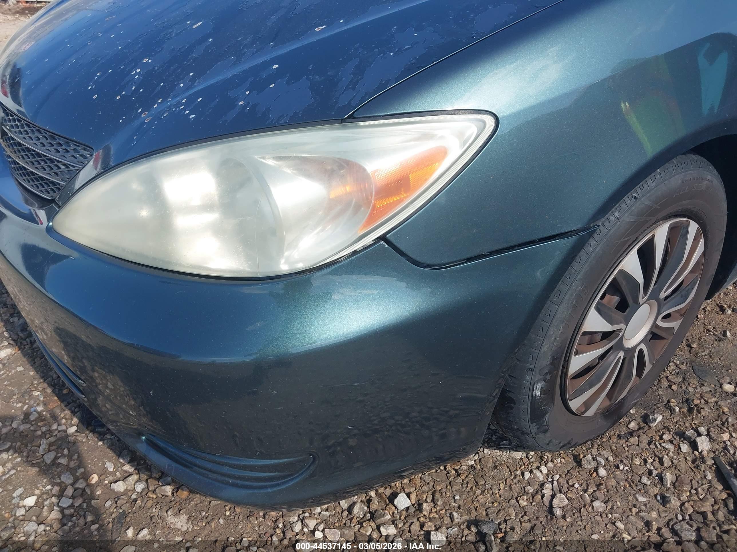 TOYOTA CAMRY image 6