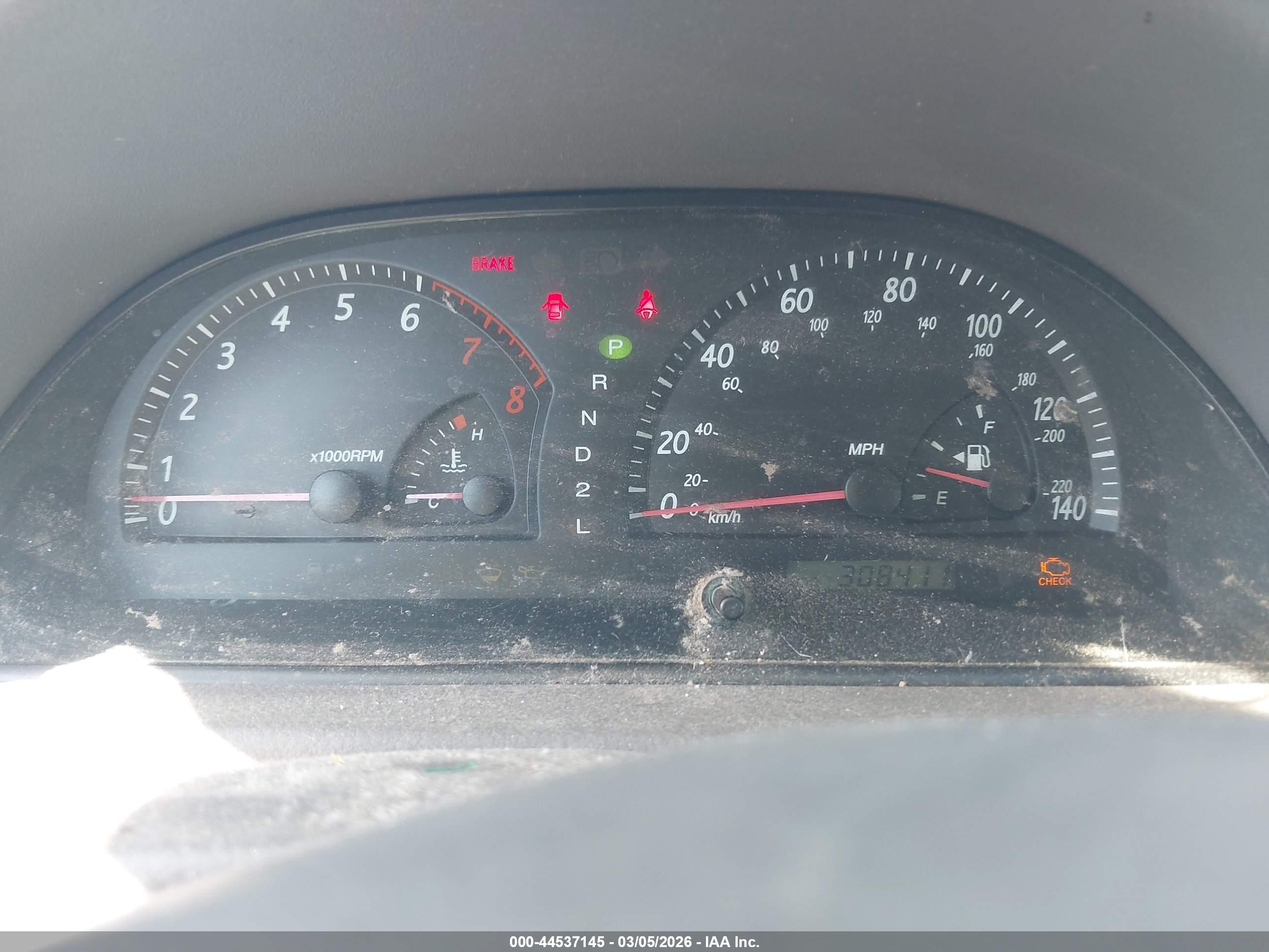 TOYOTA CAMRY image 7