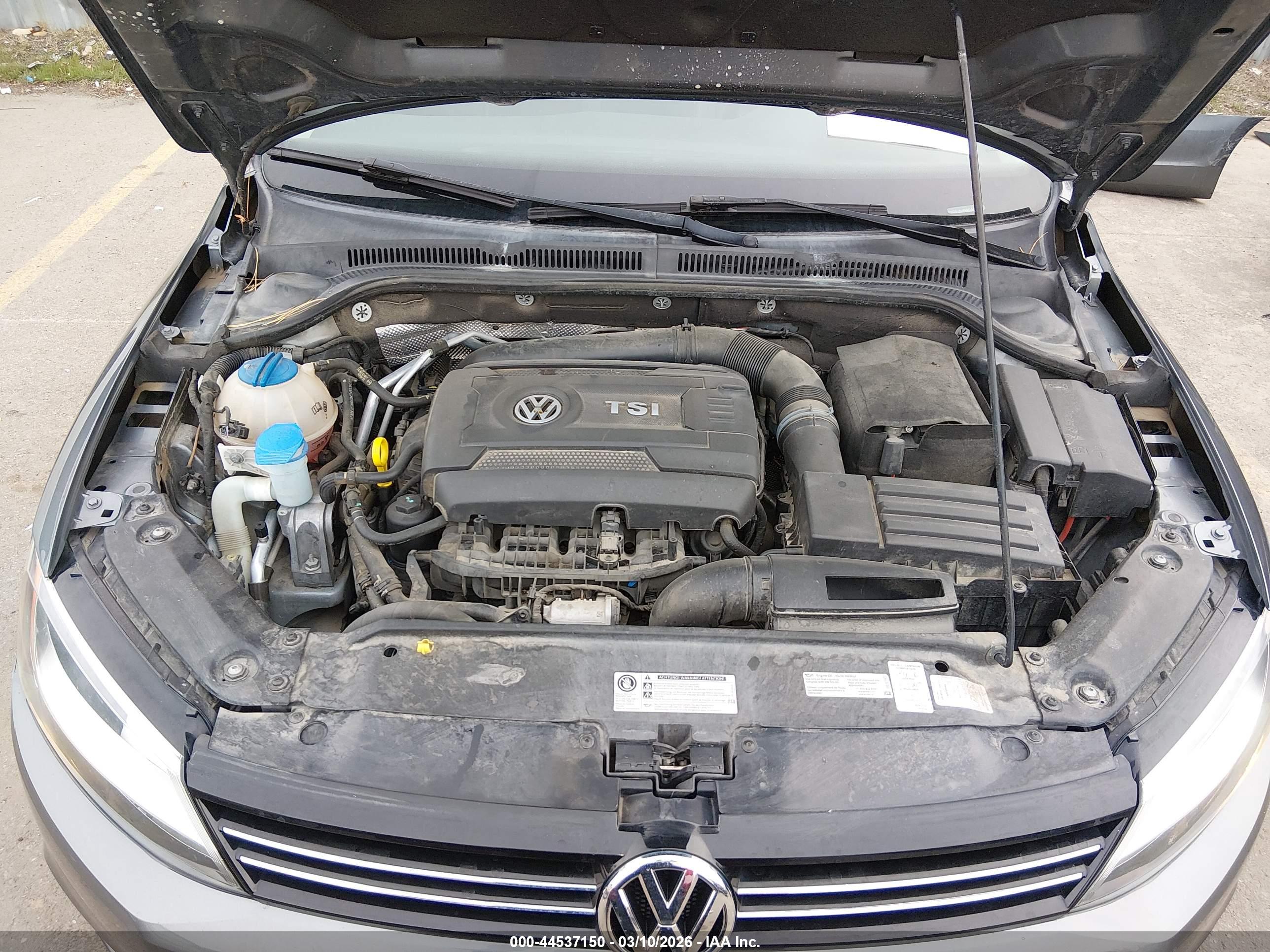 VOLKSWAGEN JETTA image 10