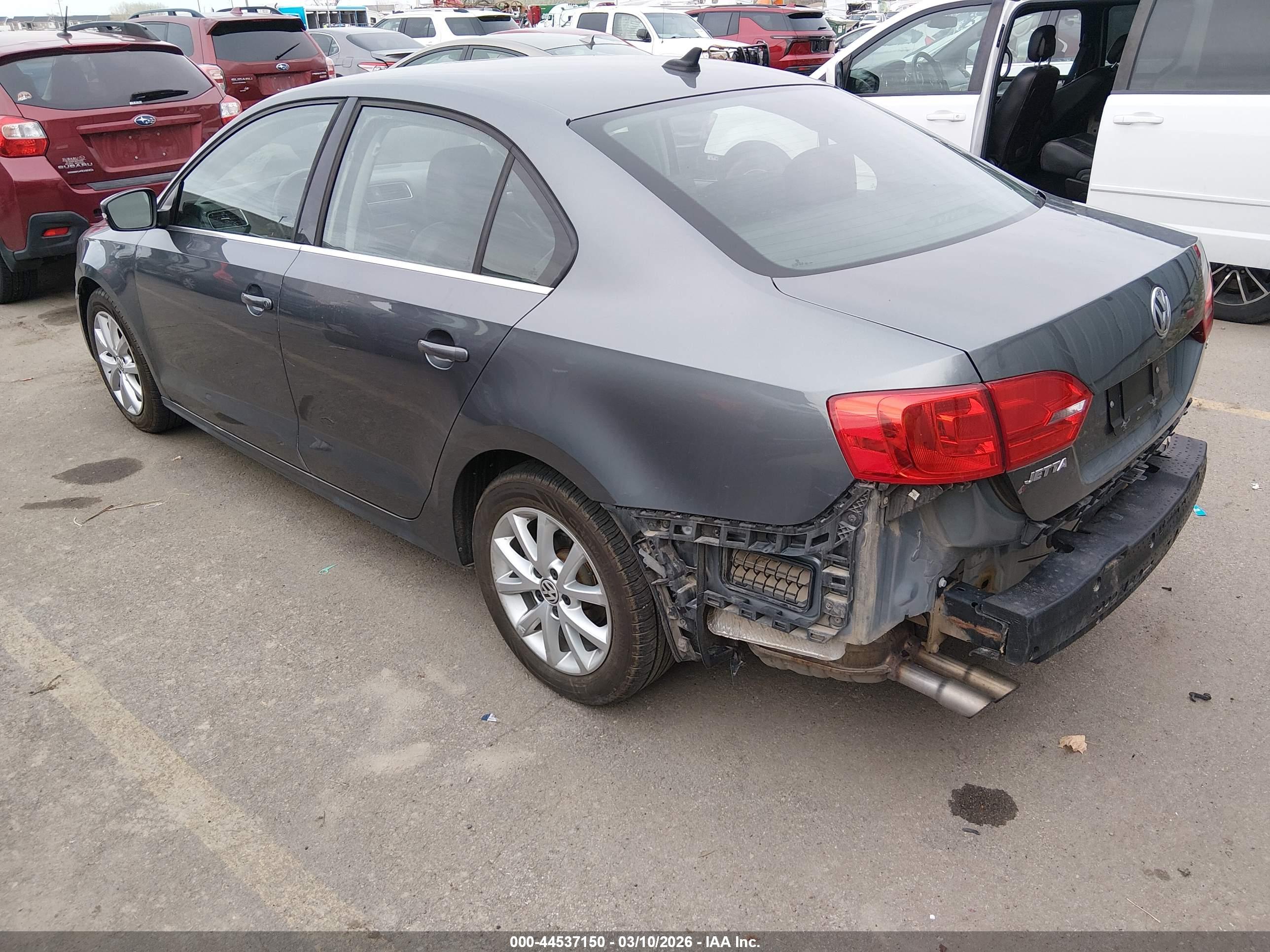 VOLKSWAGEN JETTA image 3