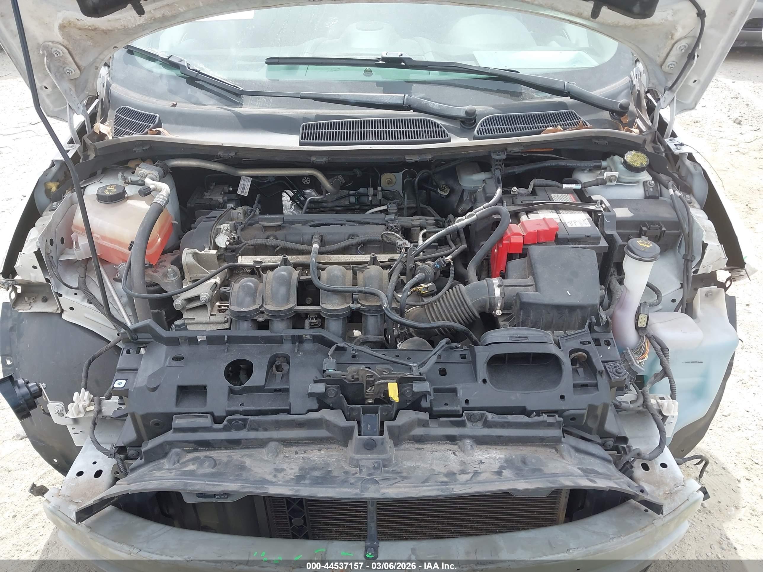 FORD FIESTA image 10