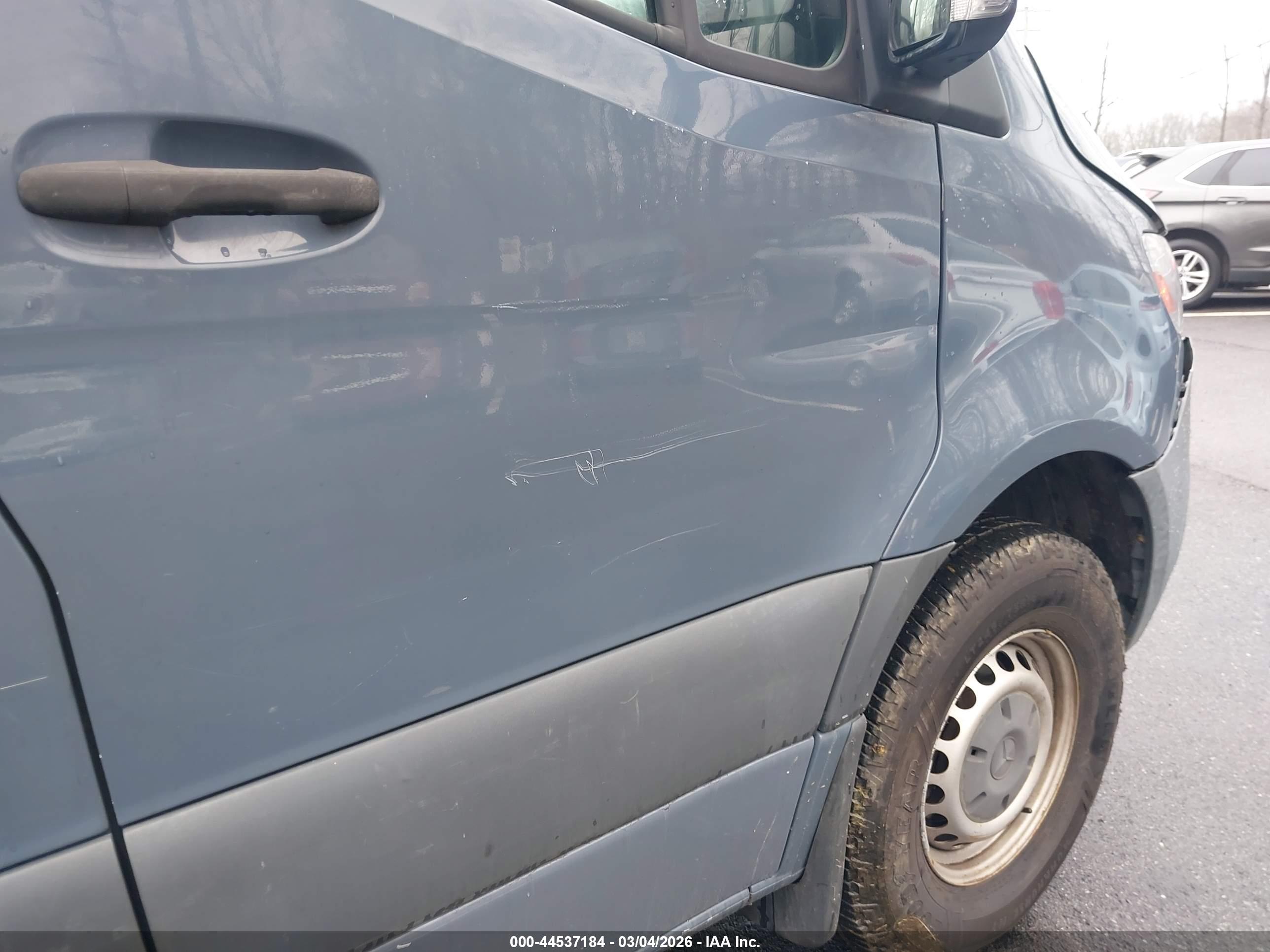 MERCEDES-BENZ SPRINTER image 6