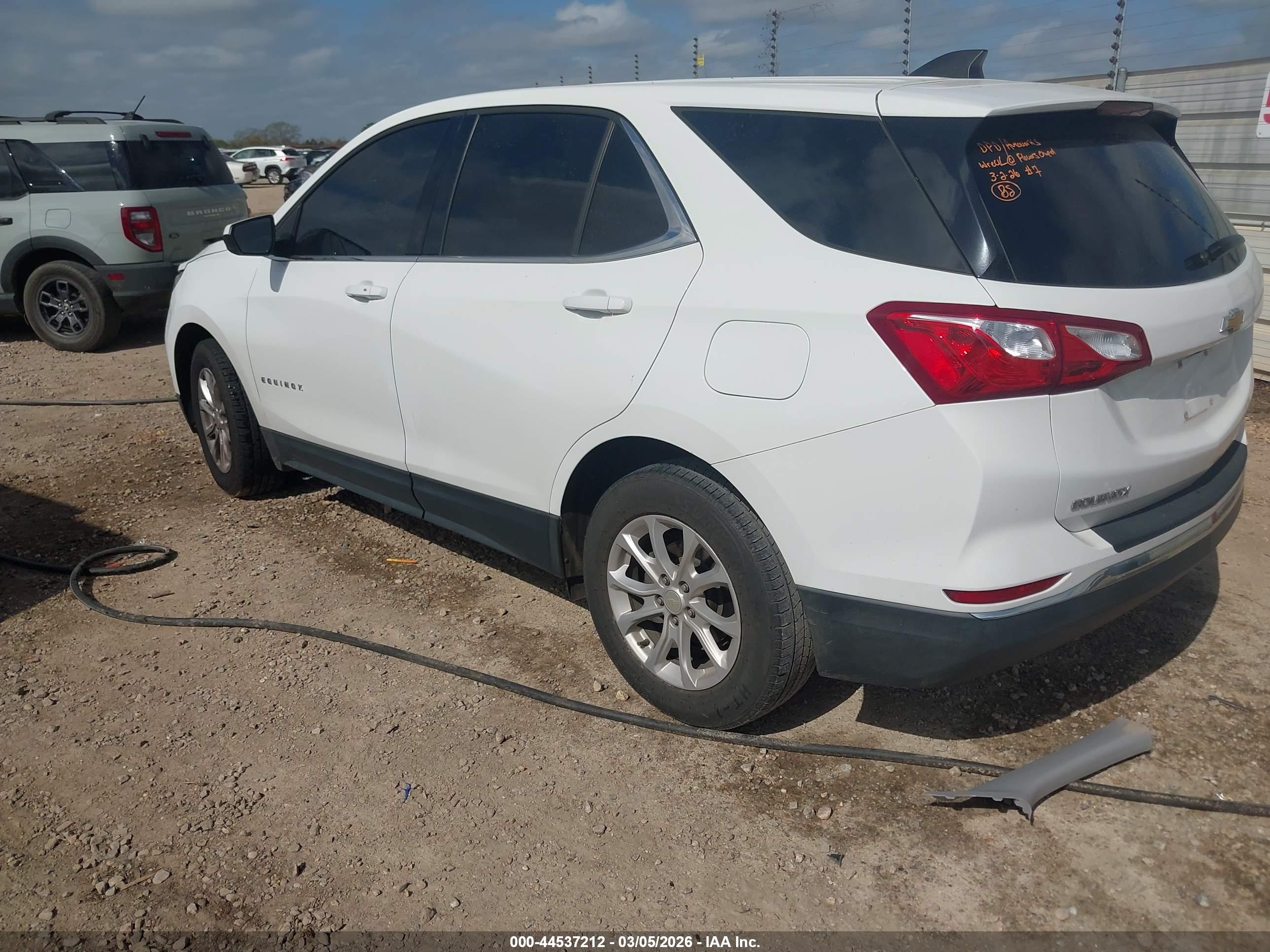 CHEVROLET EQUINOX image 3