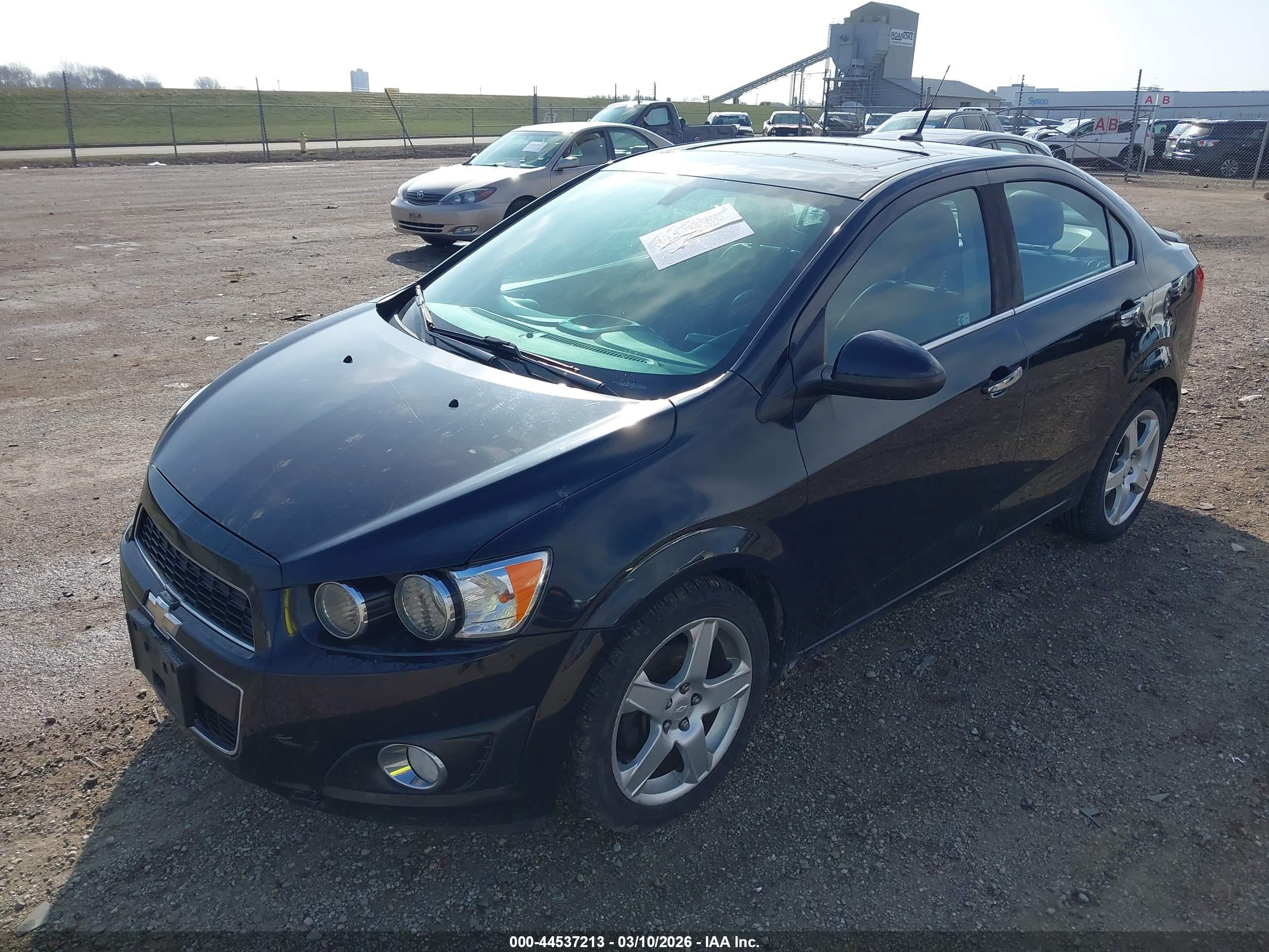 CHEVROLET SONIC image 2