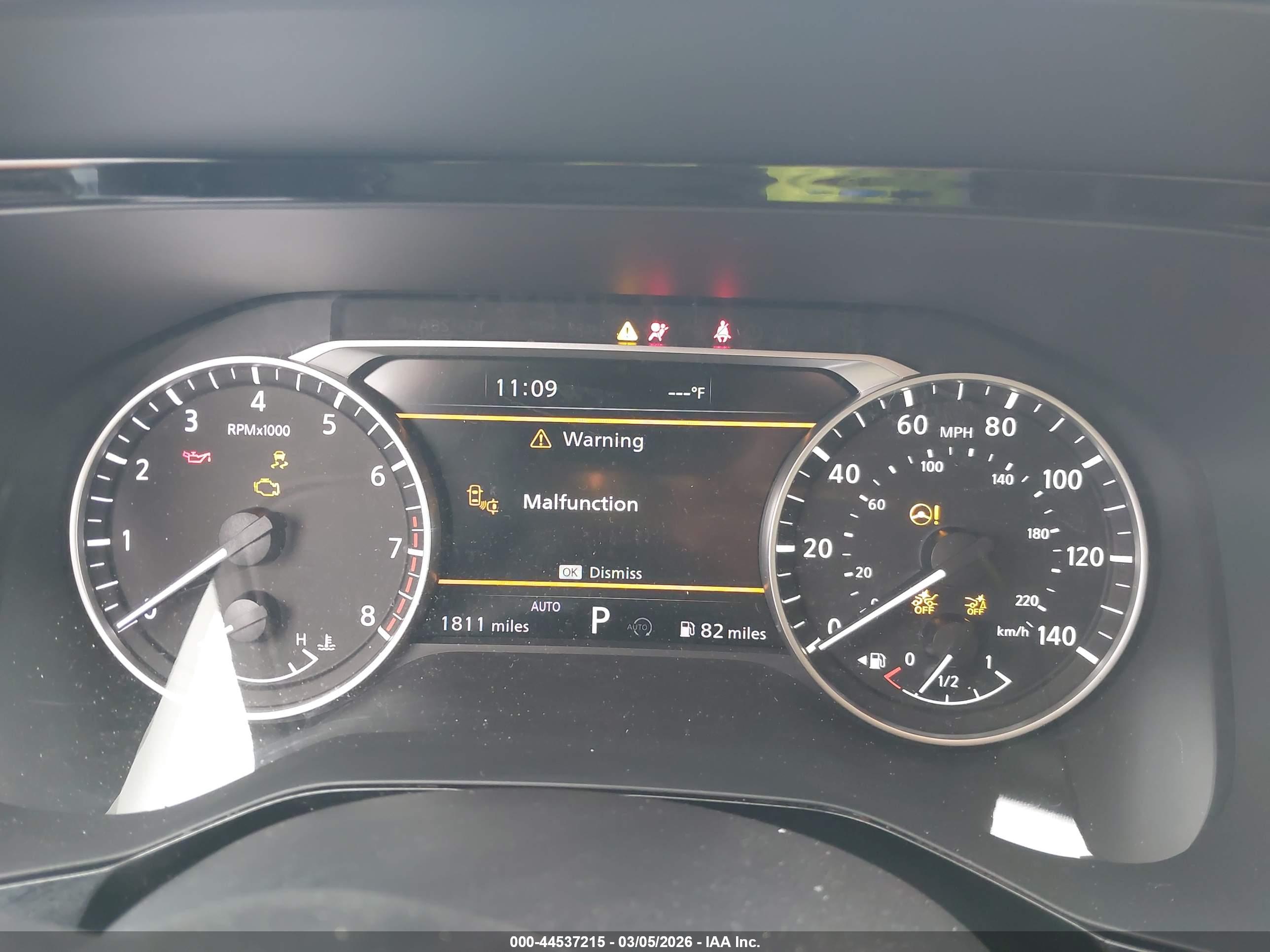NISSAN PATHFINDER image 7