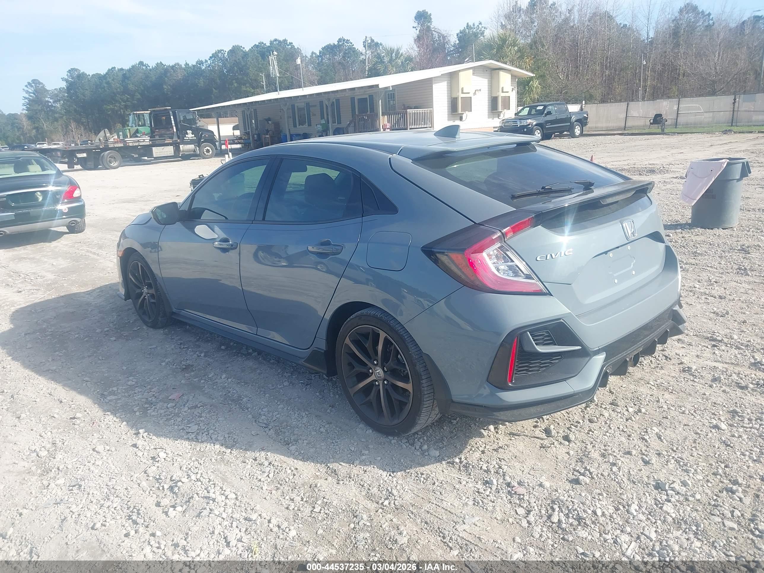 HONDA CIVIC image 3