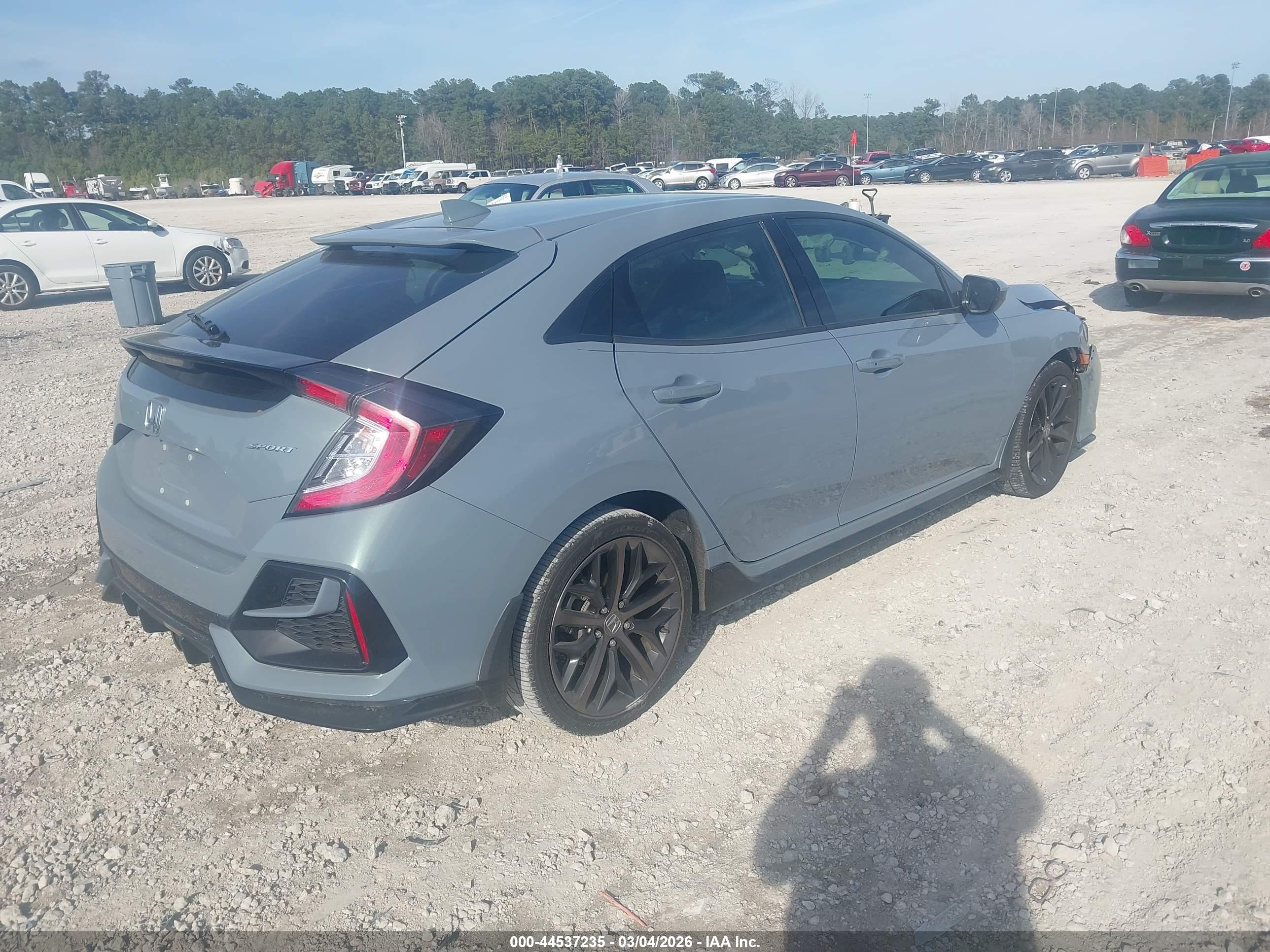 HONDA CIVIC image 4