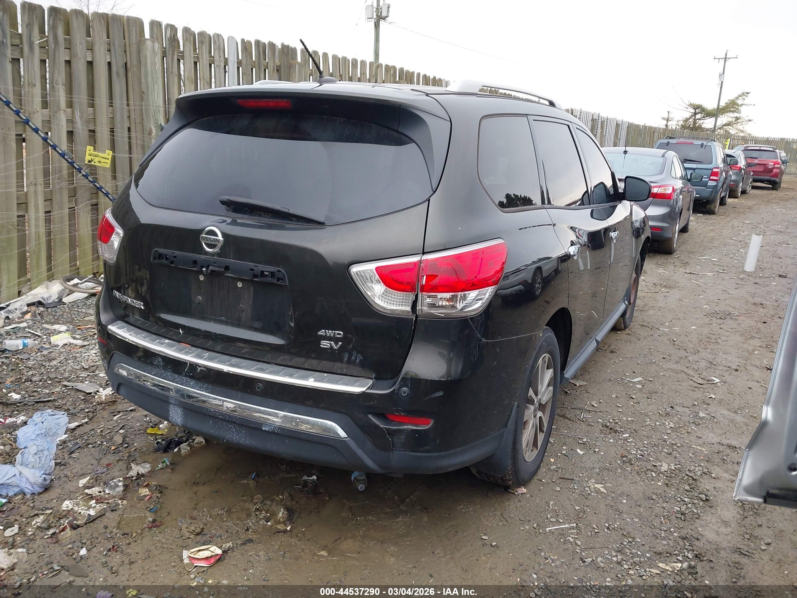 NISSAN PATHFINDER image 4