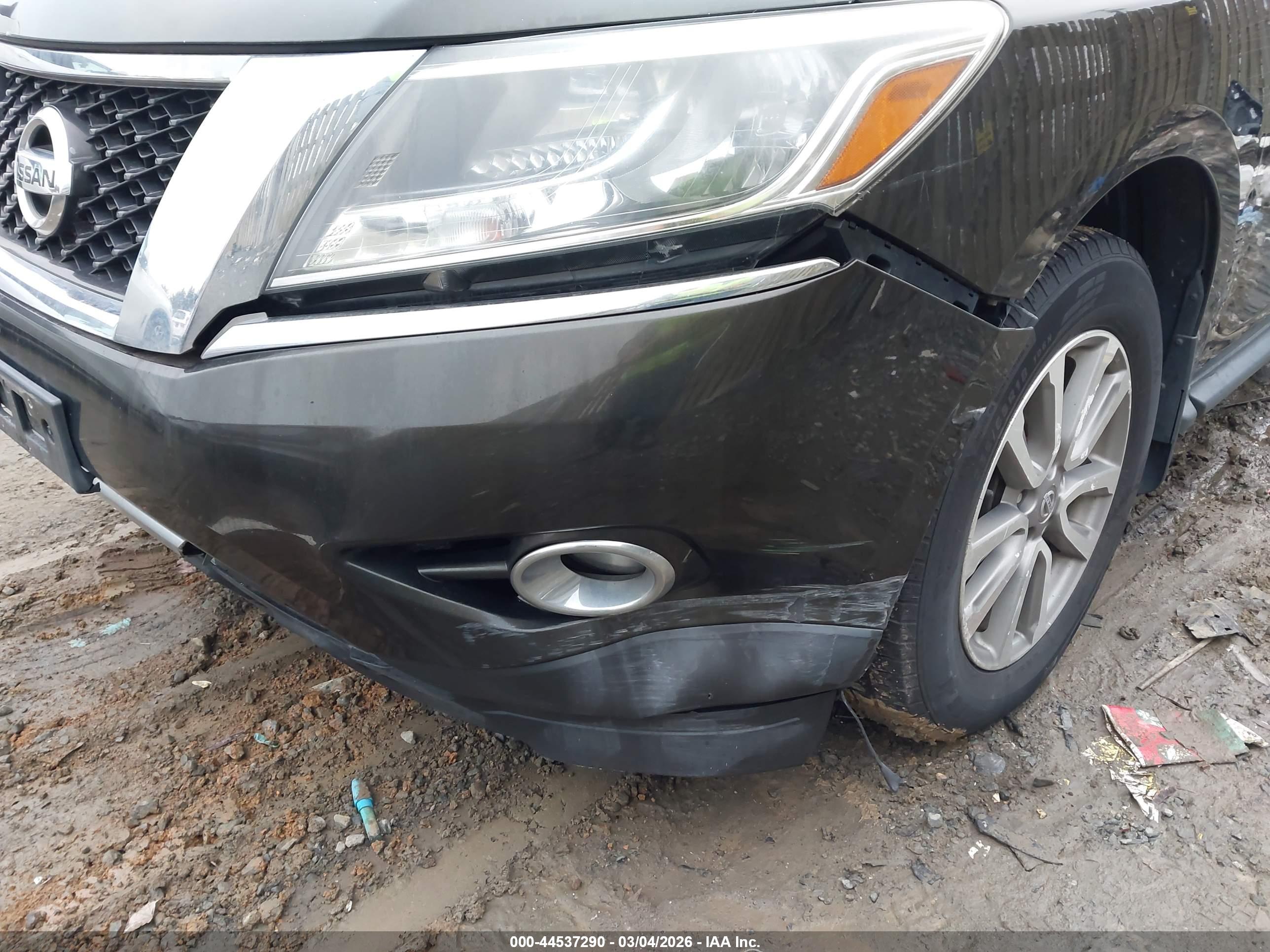 NISSAN PATHFINDER image 6