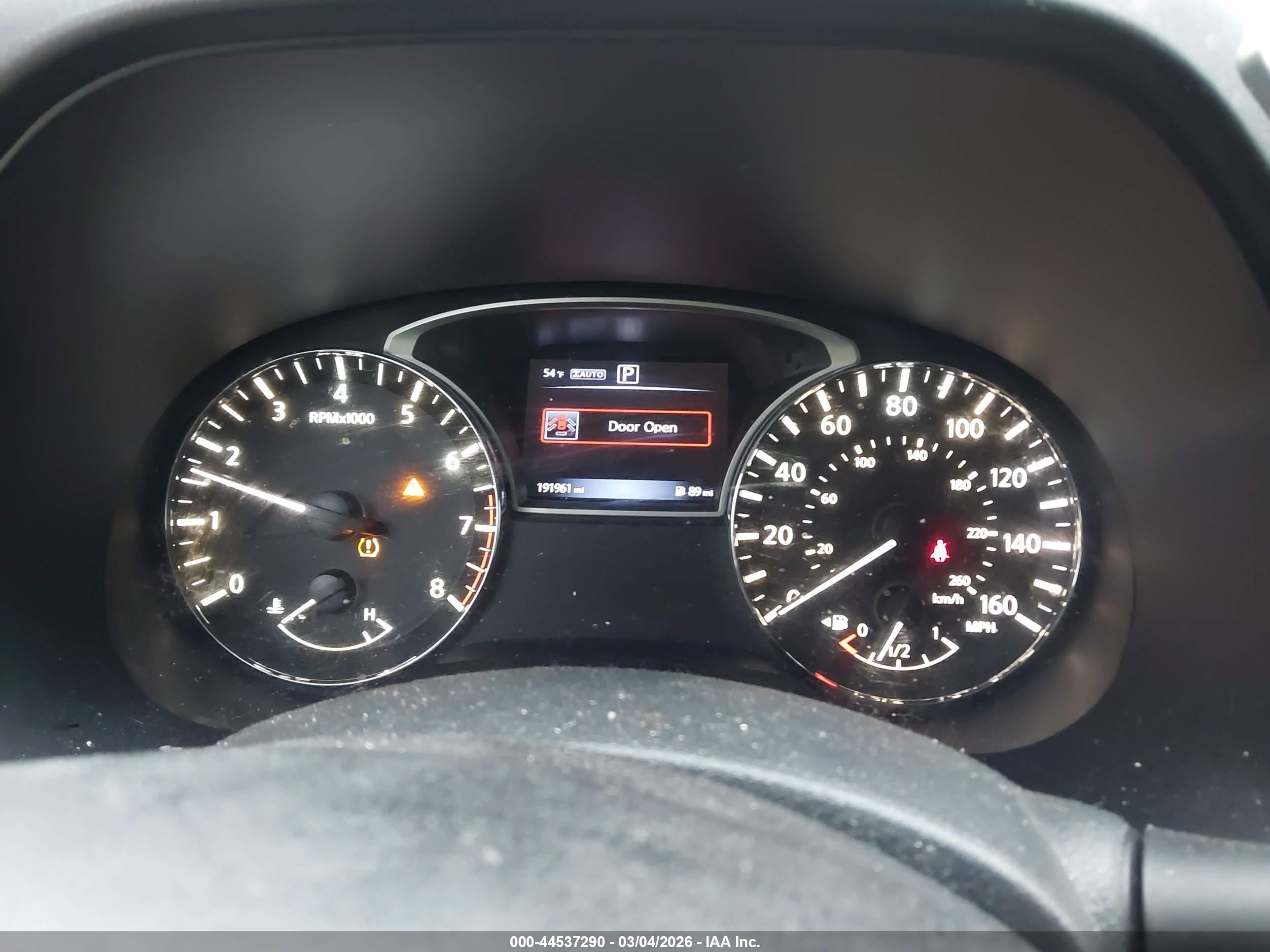 NISSAN PATHFINDER image 7