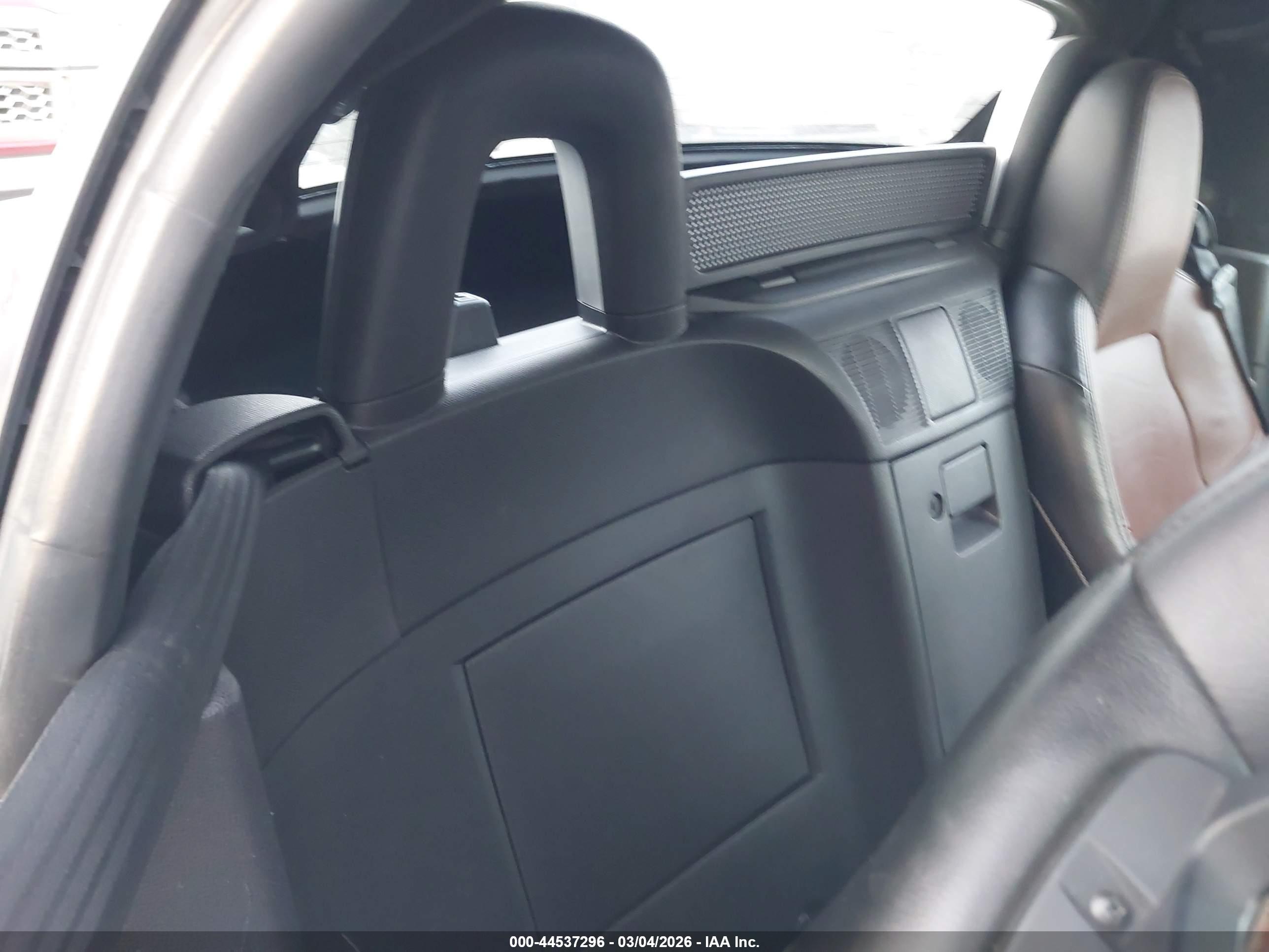 MAZDA MX-5 image 8