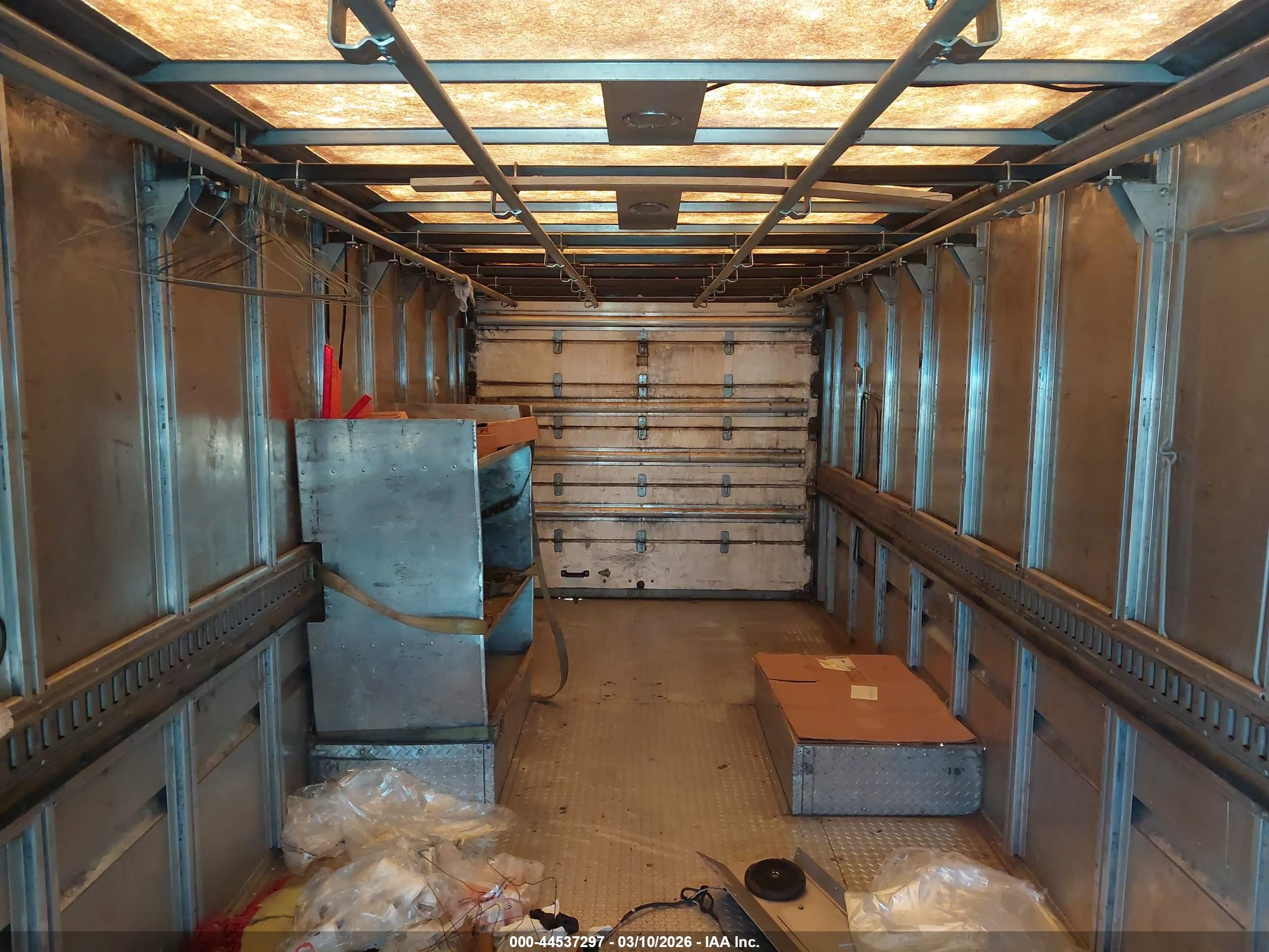 FREIGHTLINER CHASSIS image 7