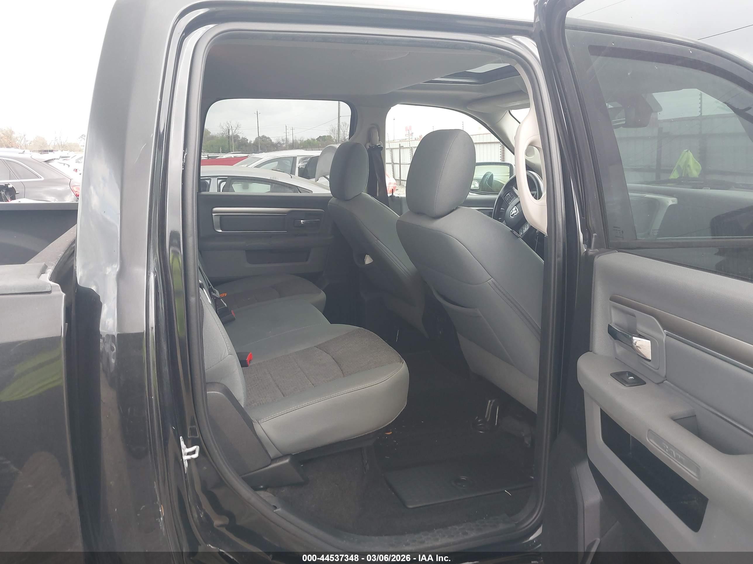 RAM 1500 image 8