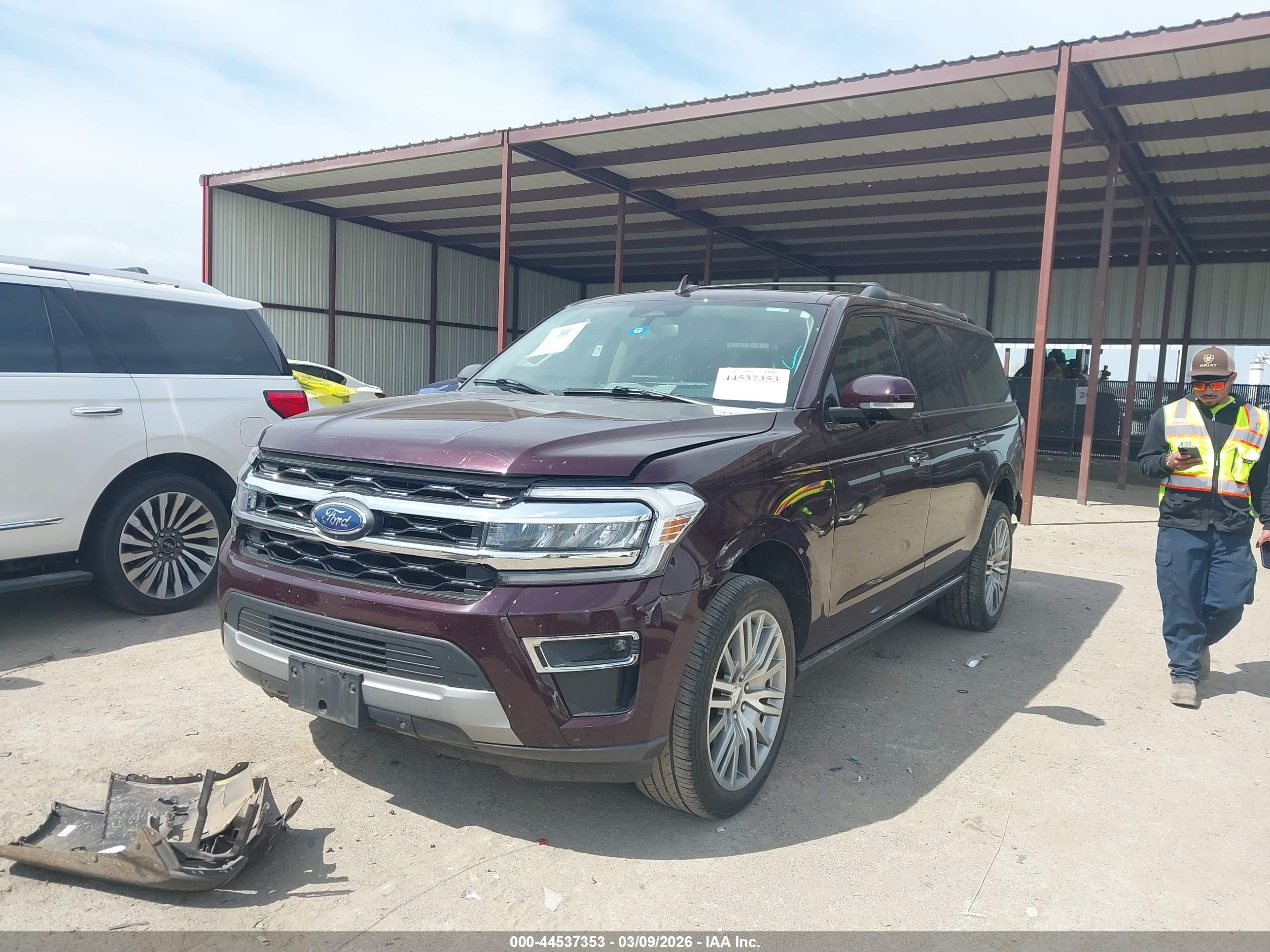 FORD EXPEDITION image 2