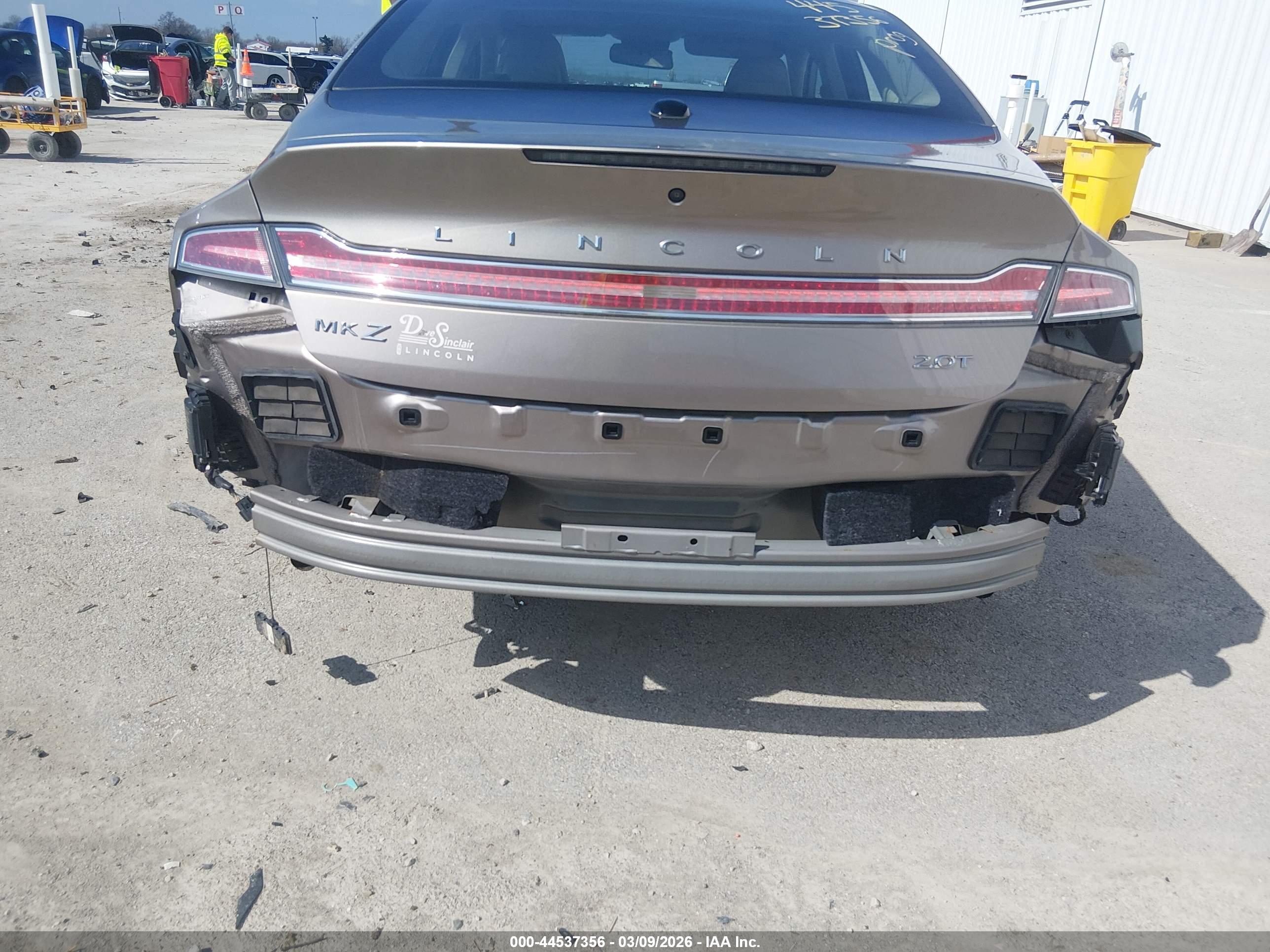 LINCOLN MKZ image 6