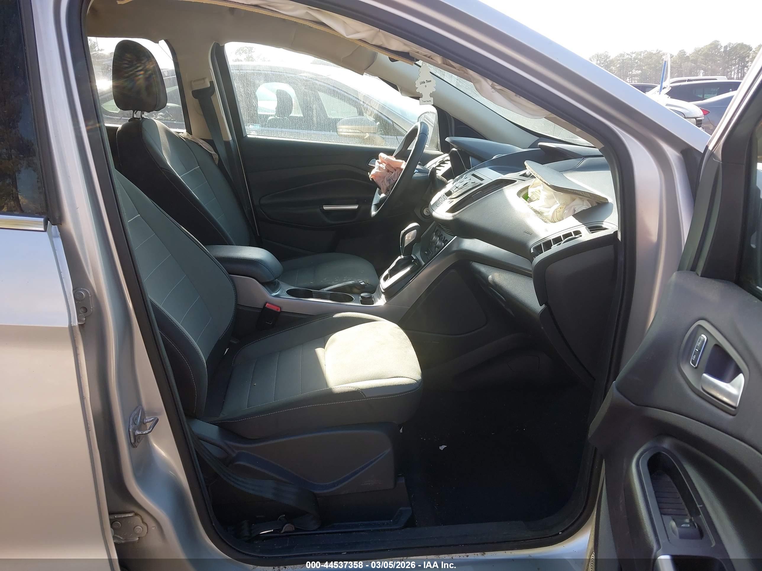 FORD ESCAPE image 5