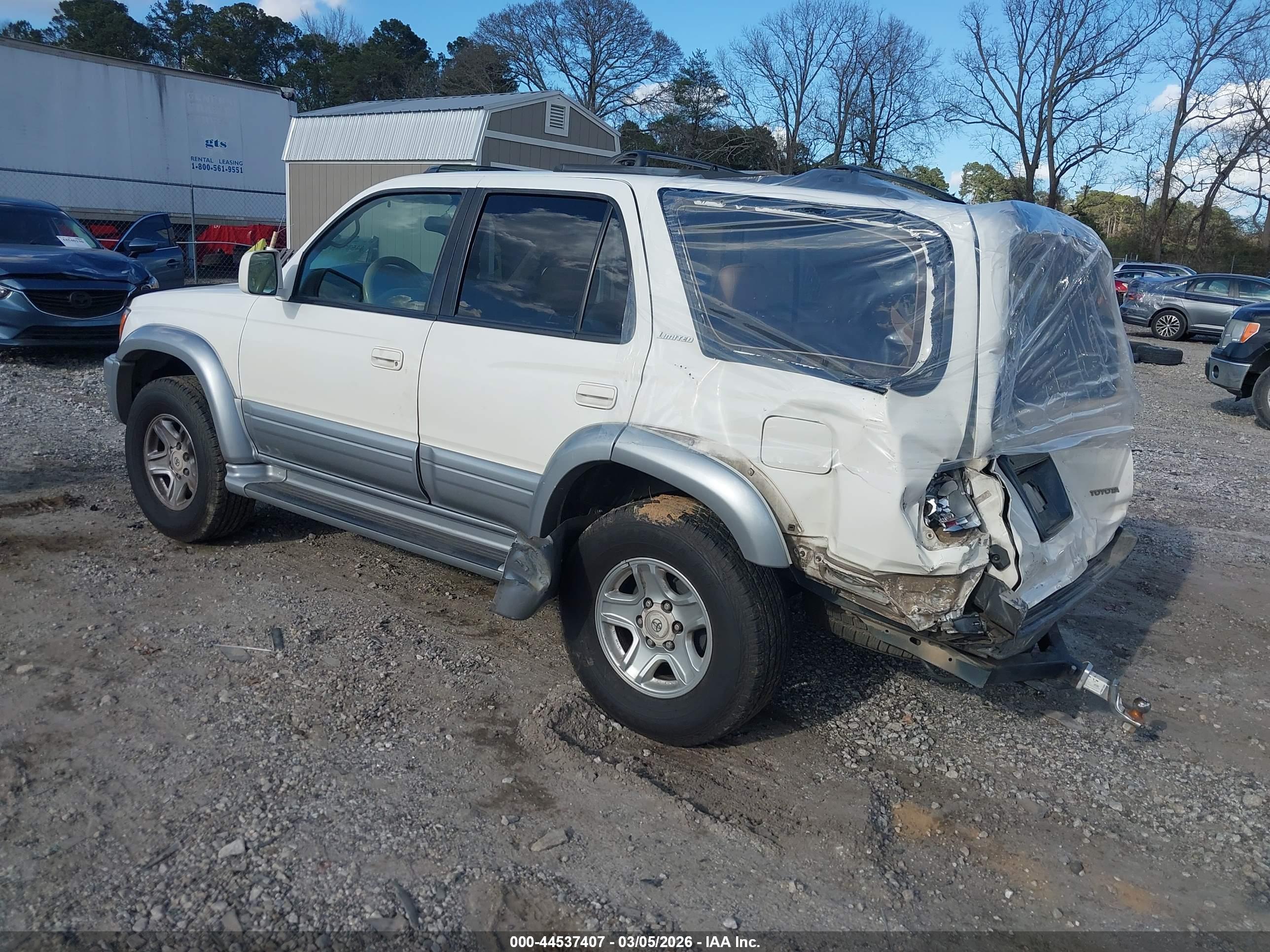 TOYOTA 4RUNNER image 3