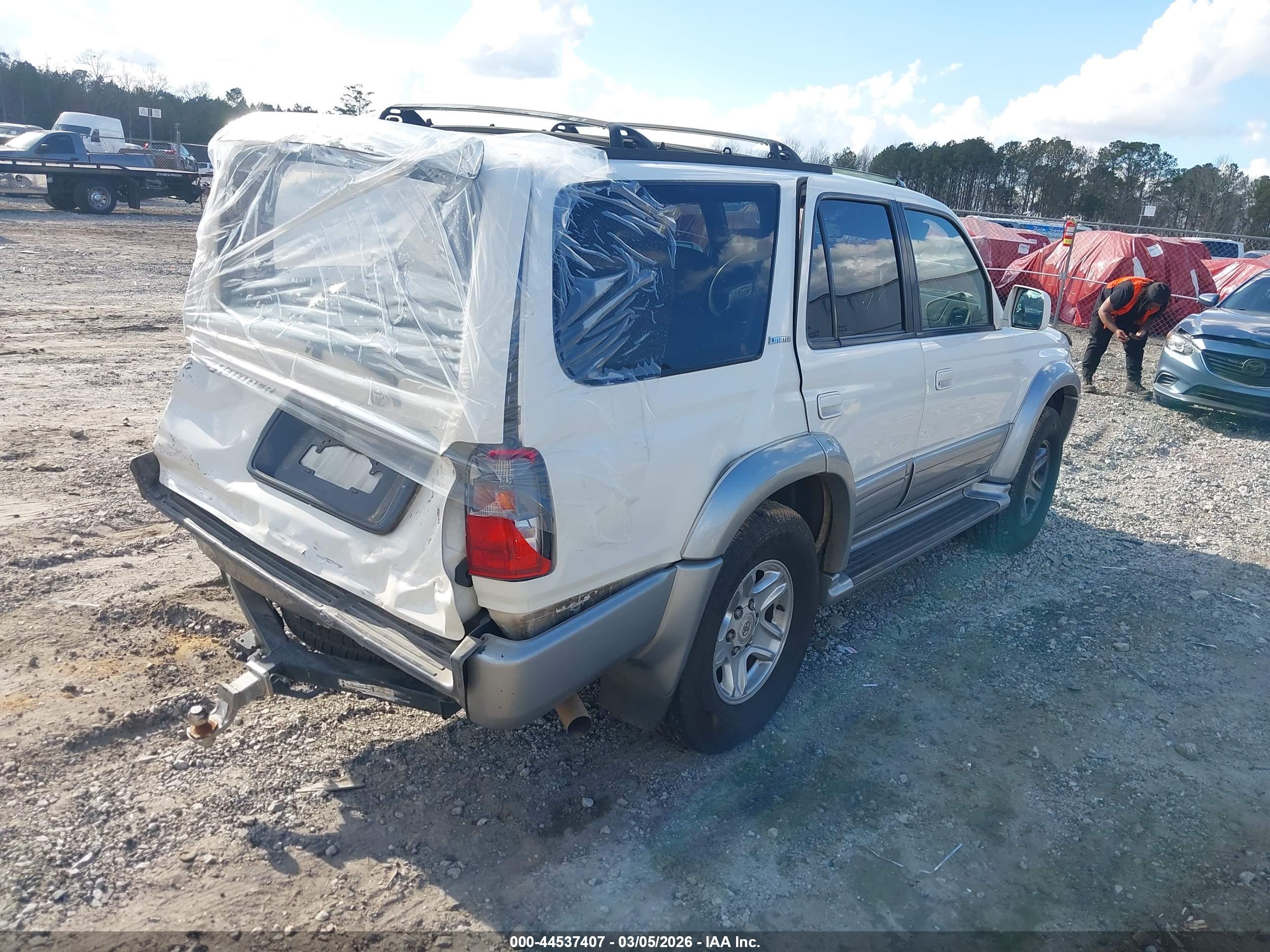 TOYOTA 4RUNNER image 4