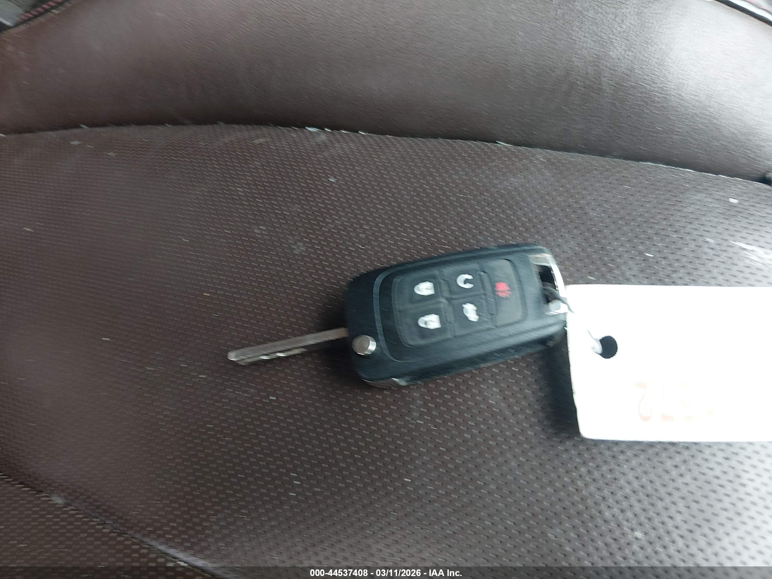 CHEVROLET EQUINOX image 11
