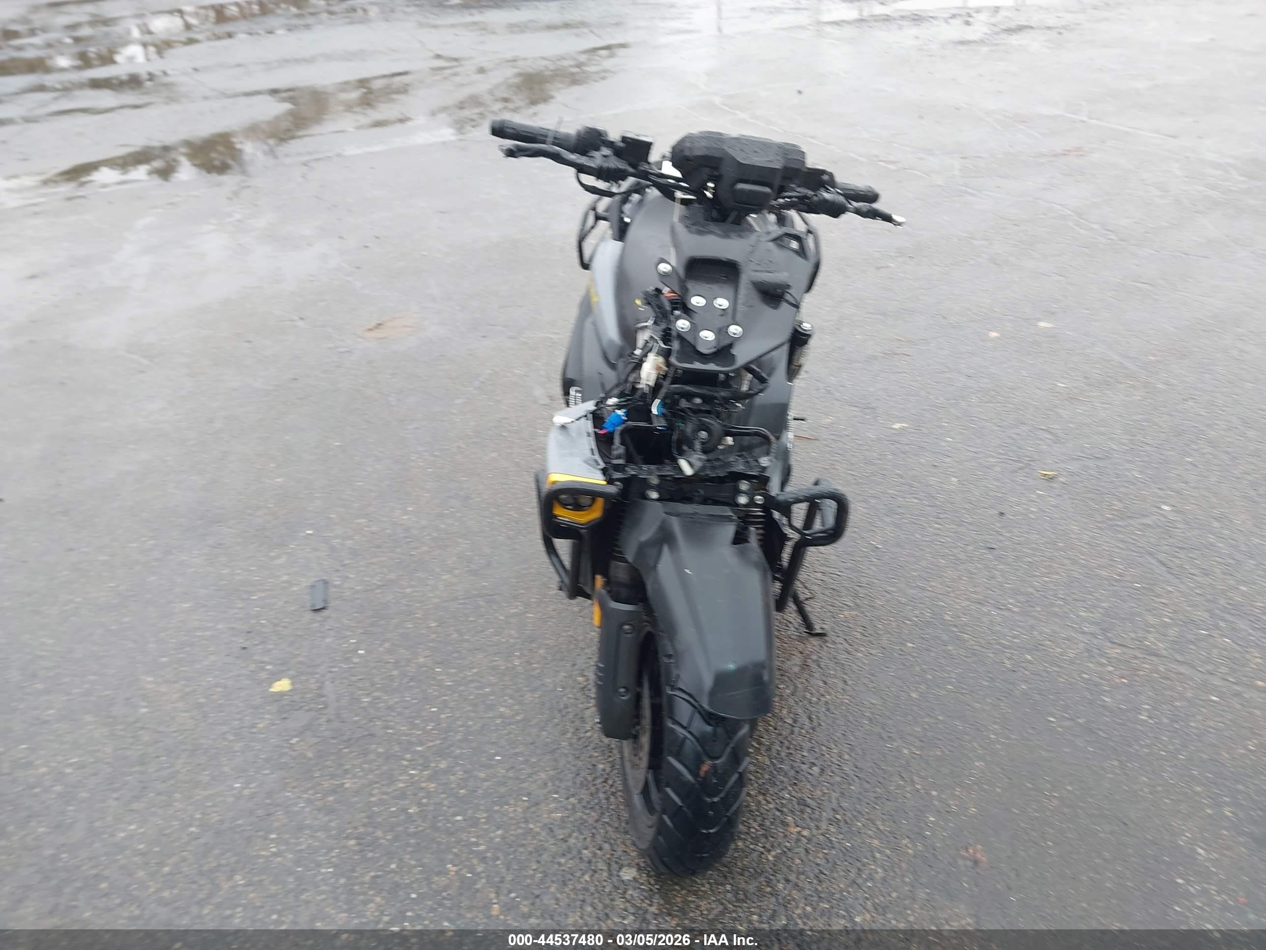 SCOOTER ZHILONG image 5
