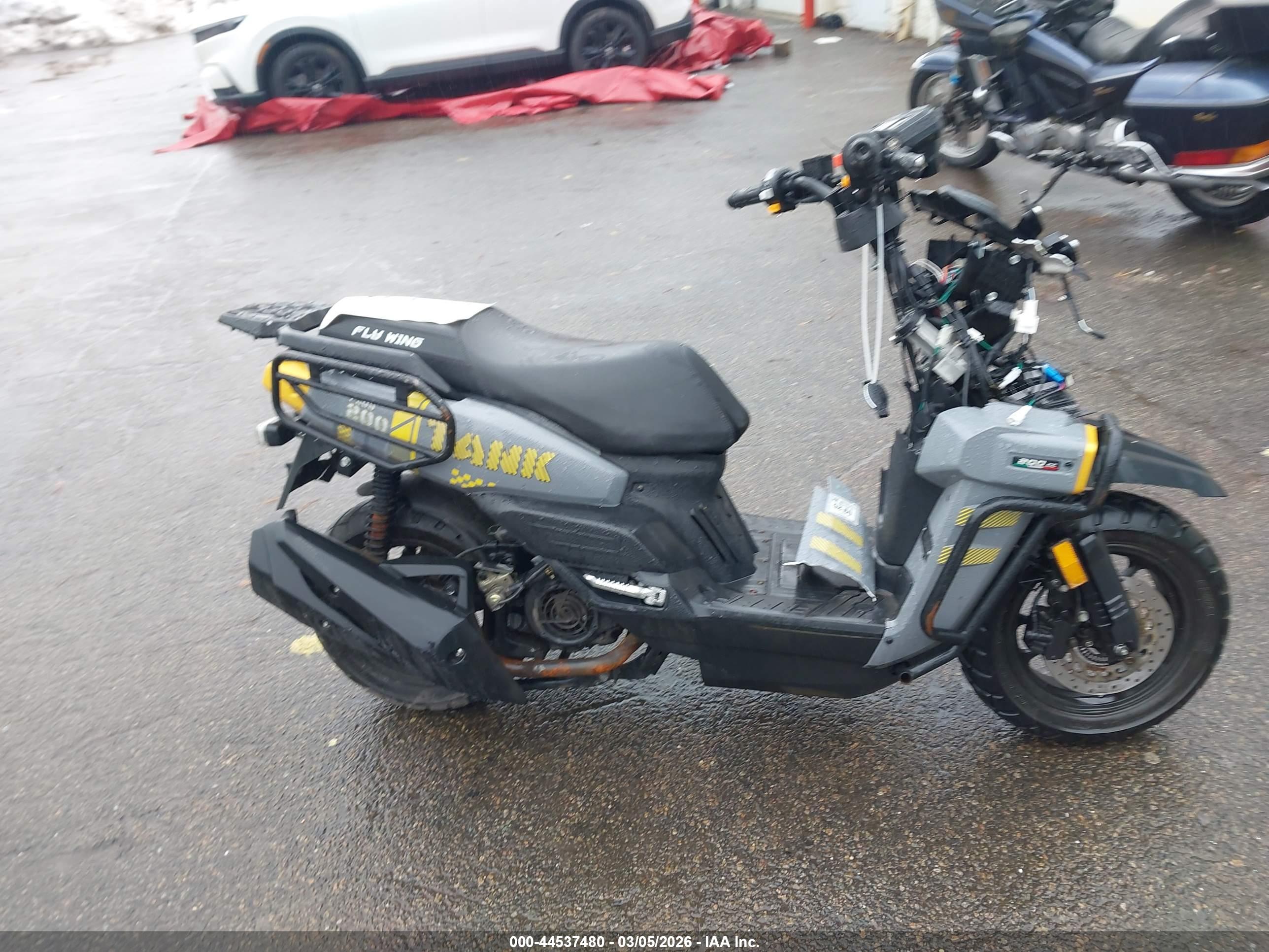 SCOOTER ZHILONG image 8