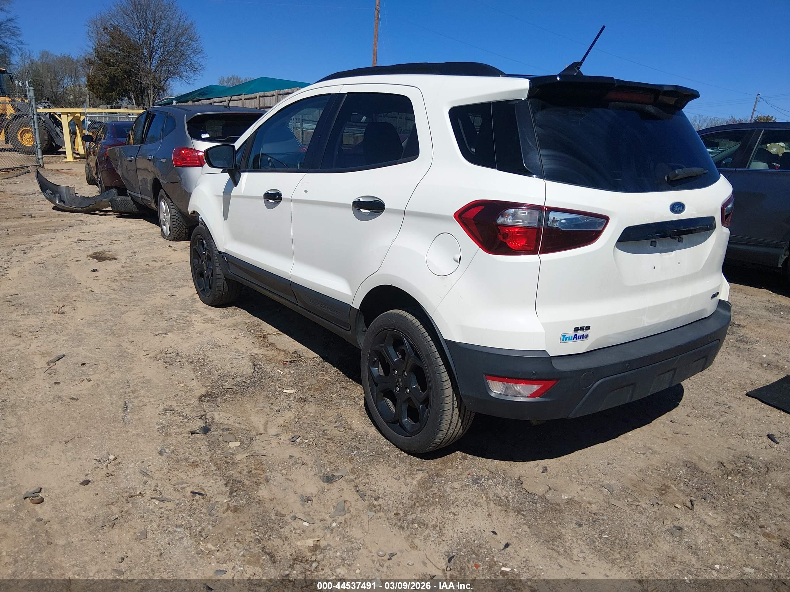FORD ECOSPORT image 3