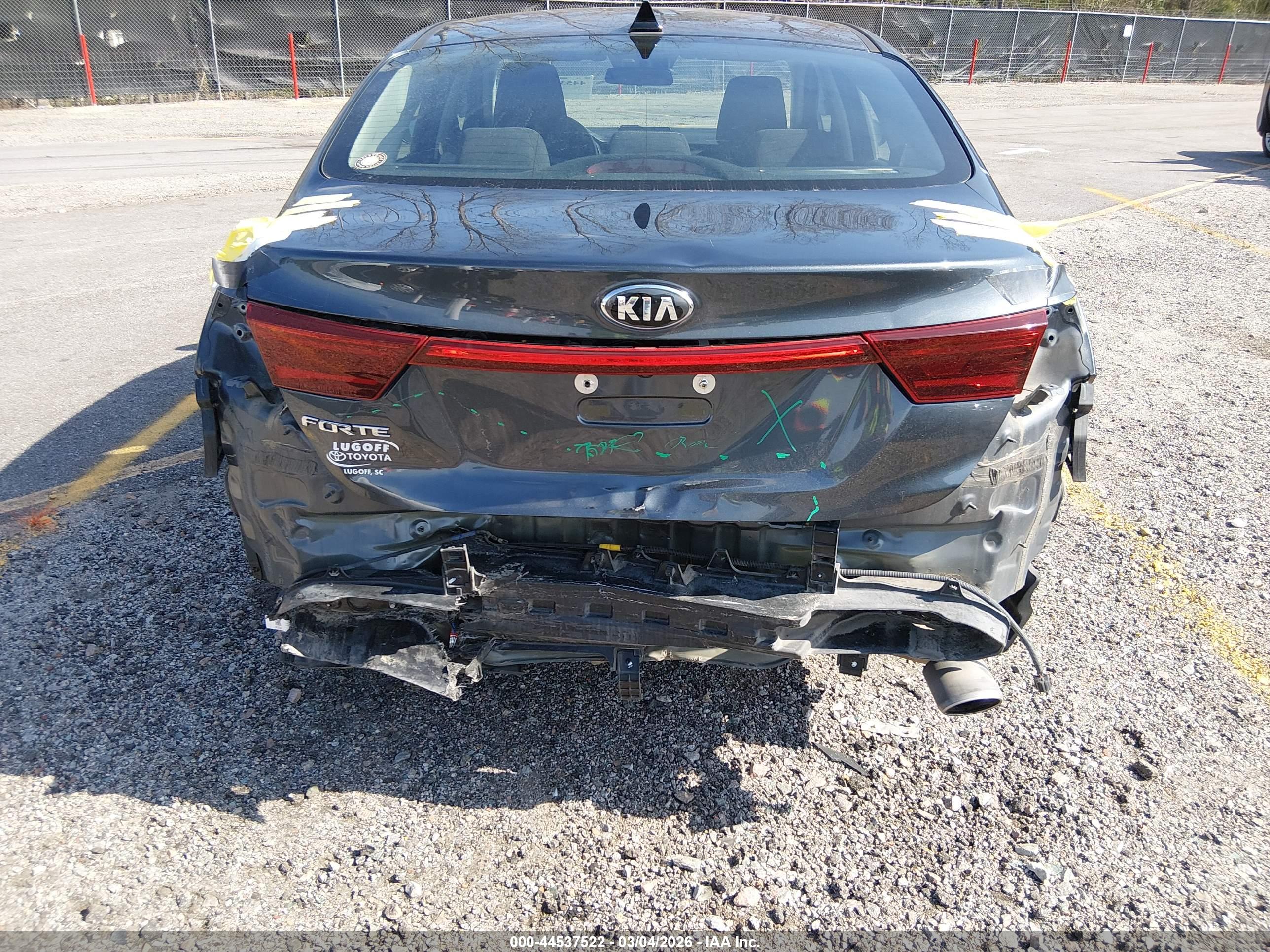 KIA FORTE image 6