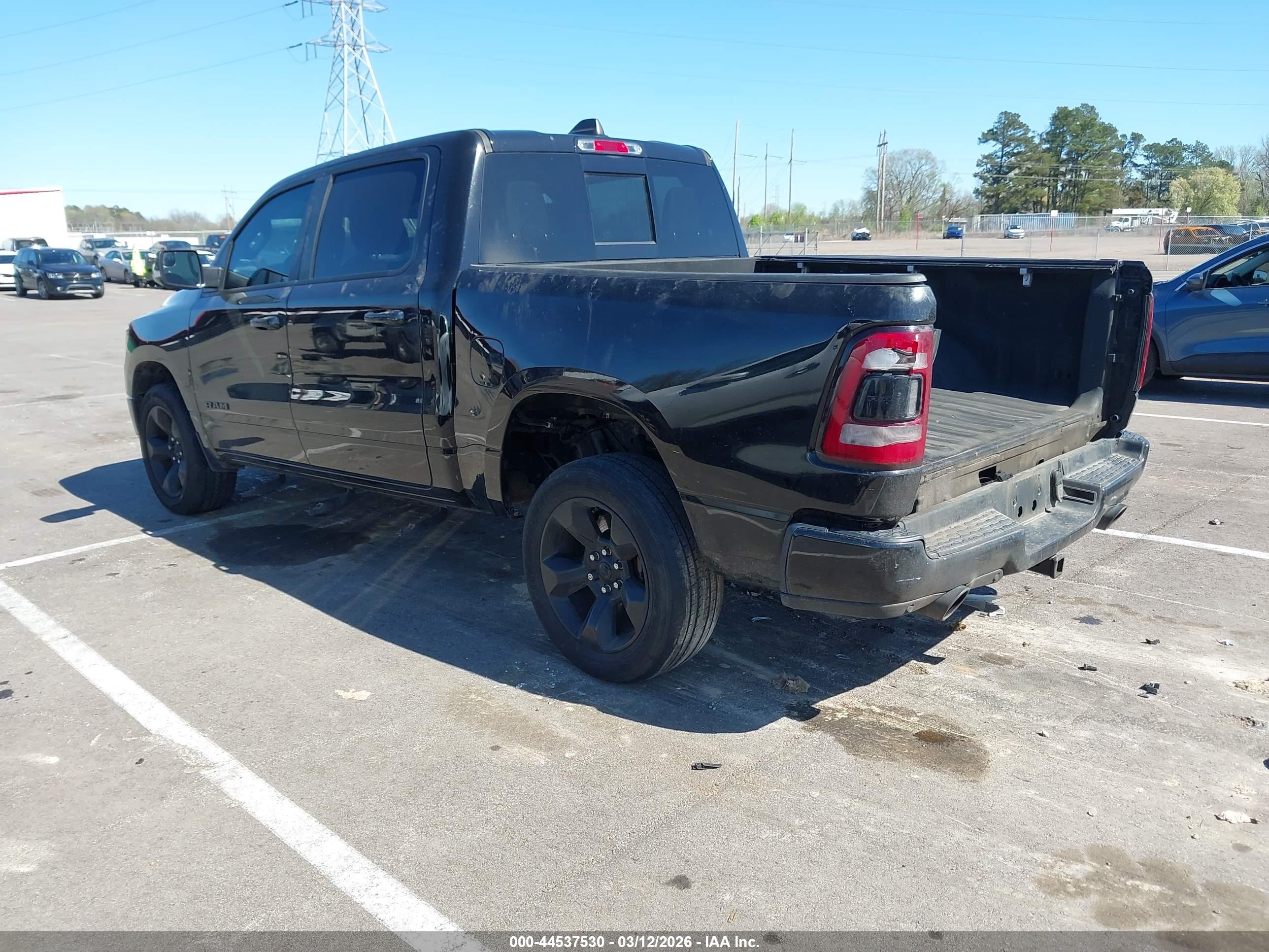 RAM 1500 image 3