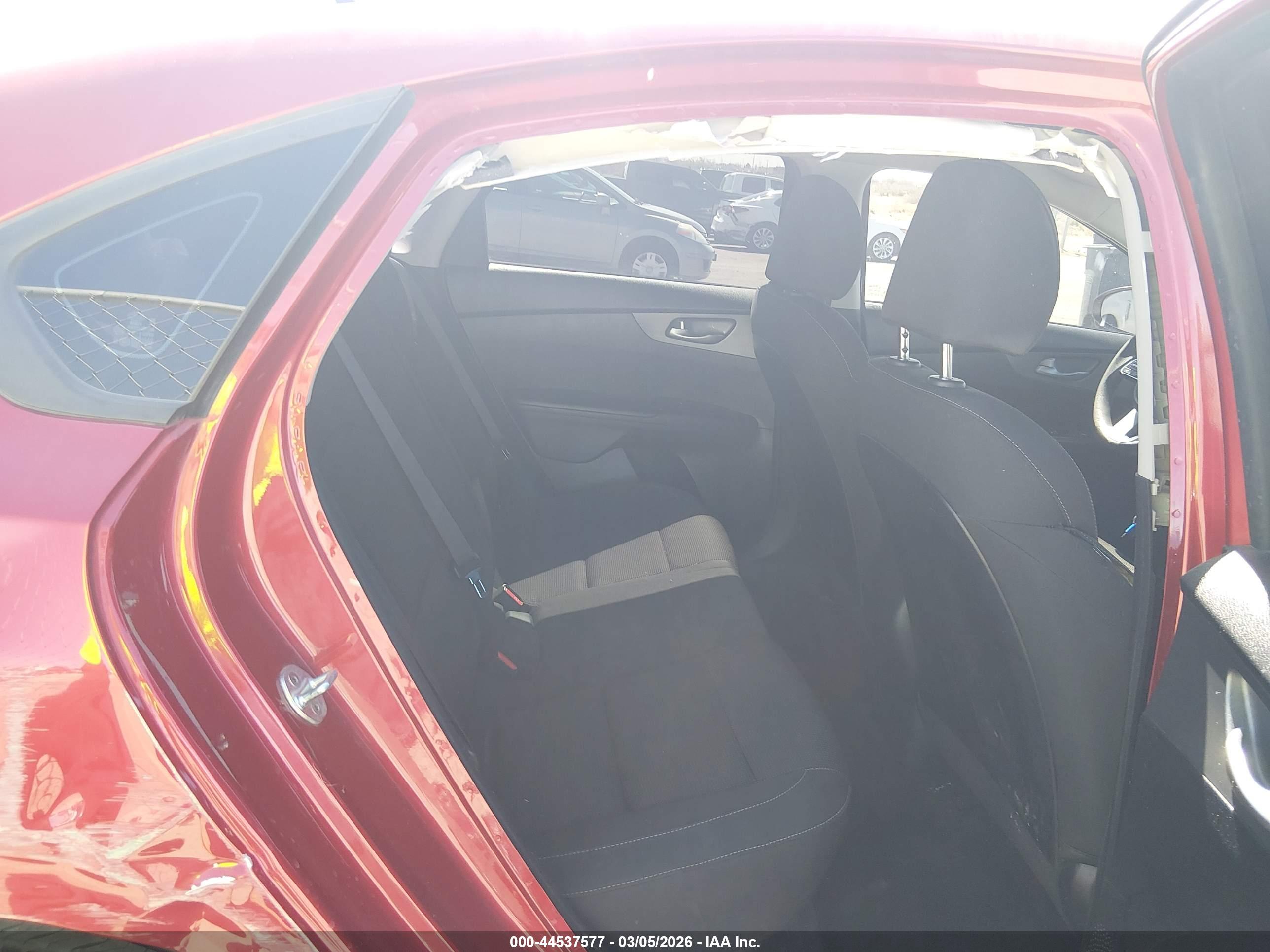 KIA FORTE image 8