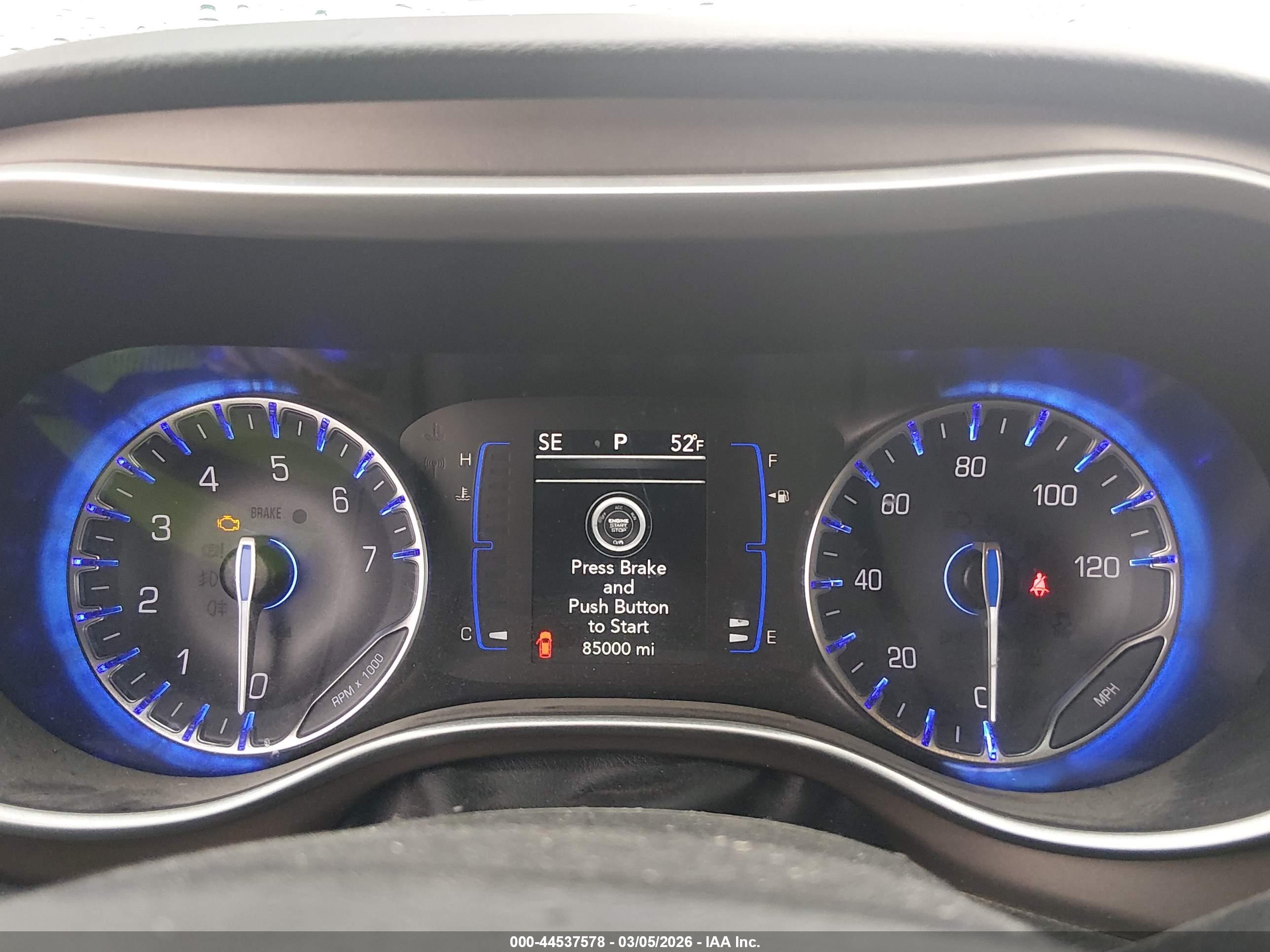CHRYSLER PACIFICA image 7