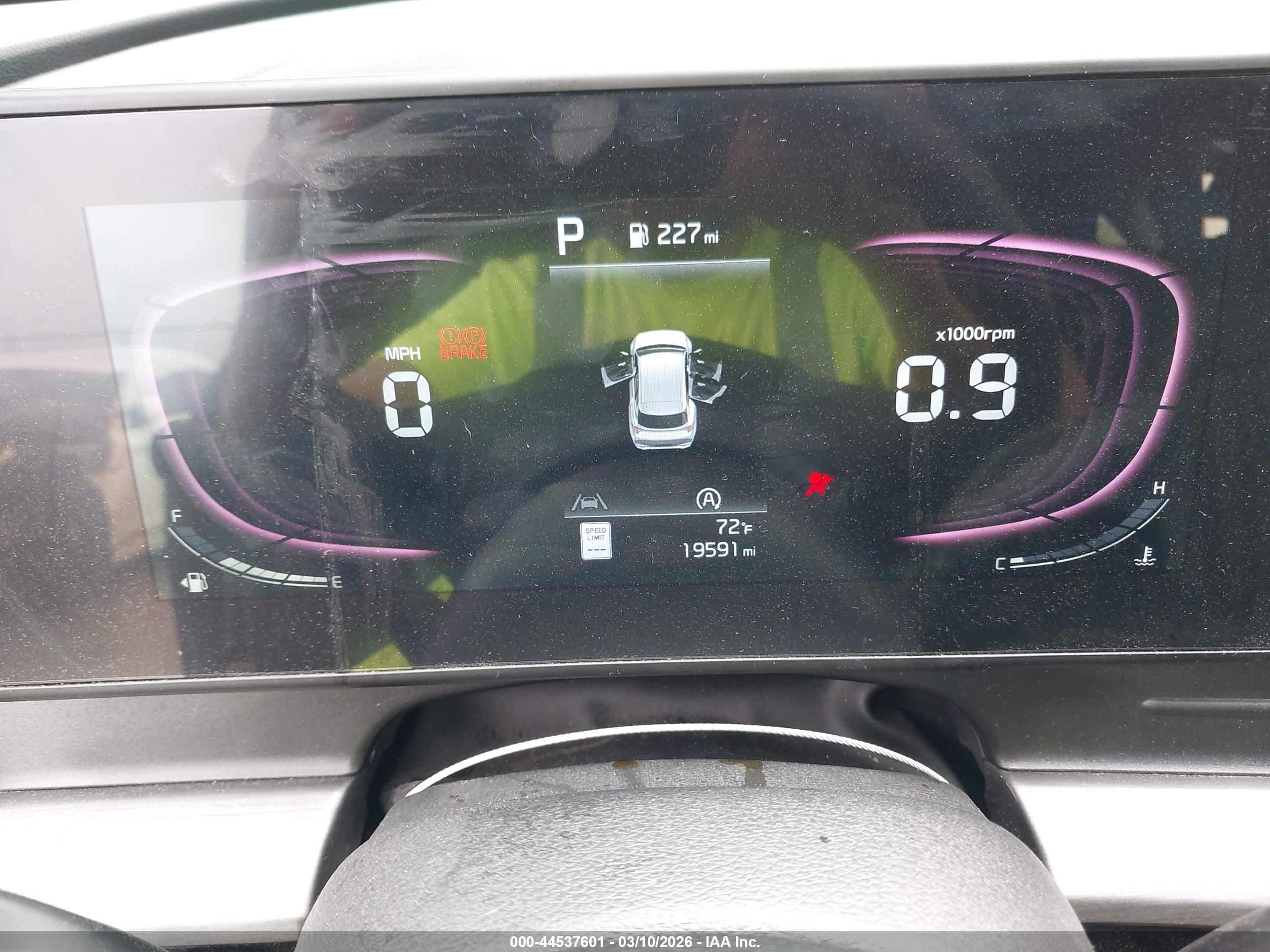 KIA SPORTAGE image 7