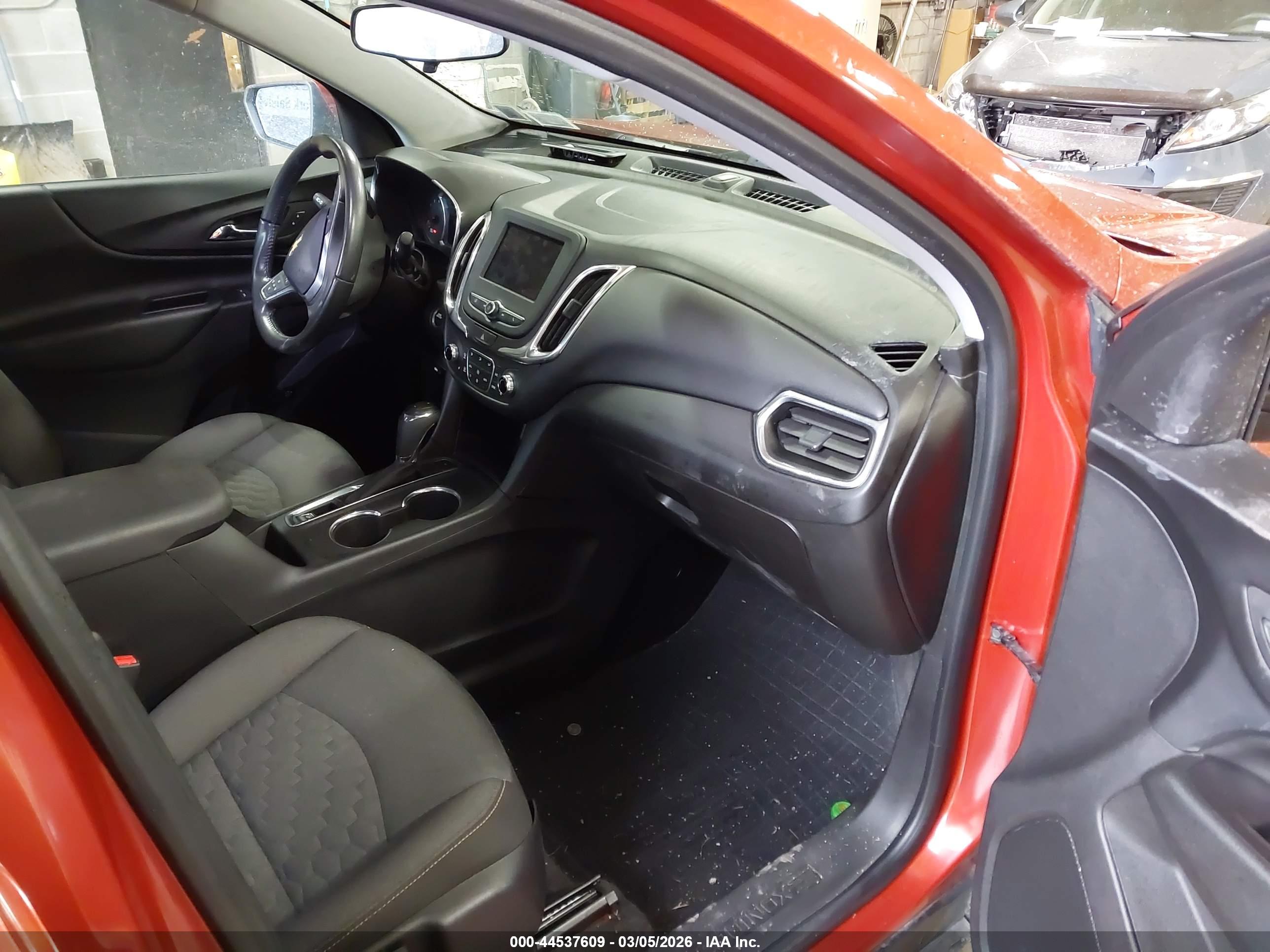 CHEVROLET EQUINOX image 5