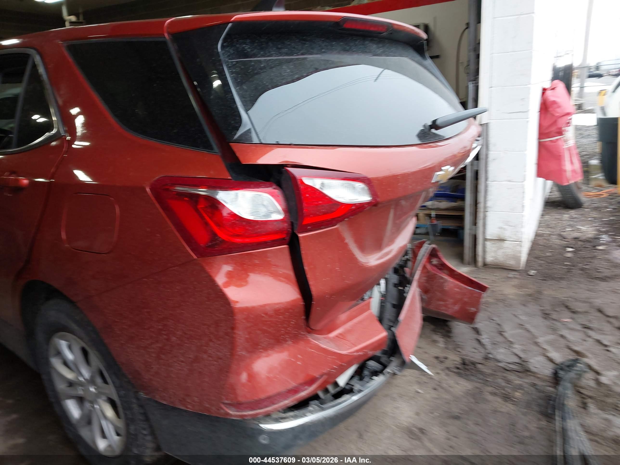 CHEVROLET EQUINOX image 6