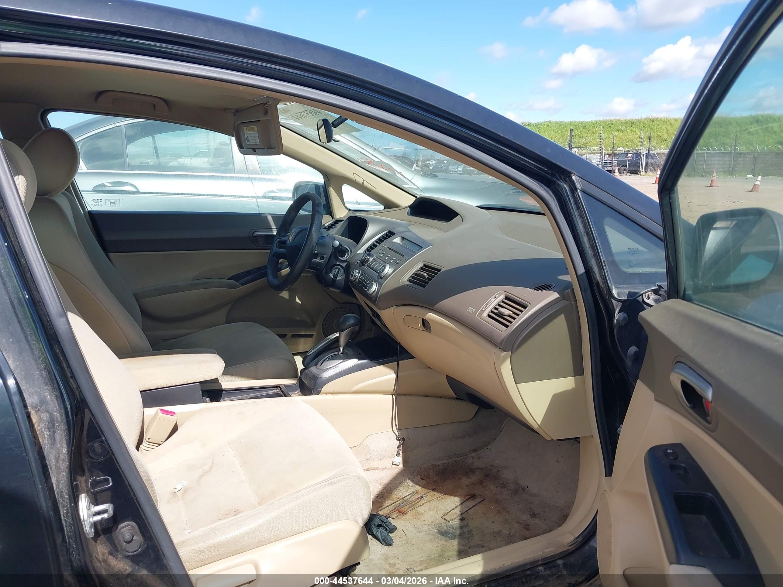 HONDA CIVIC image 5
