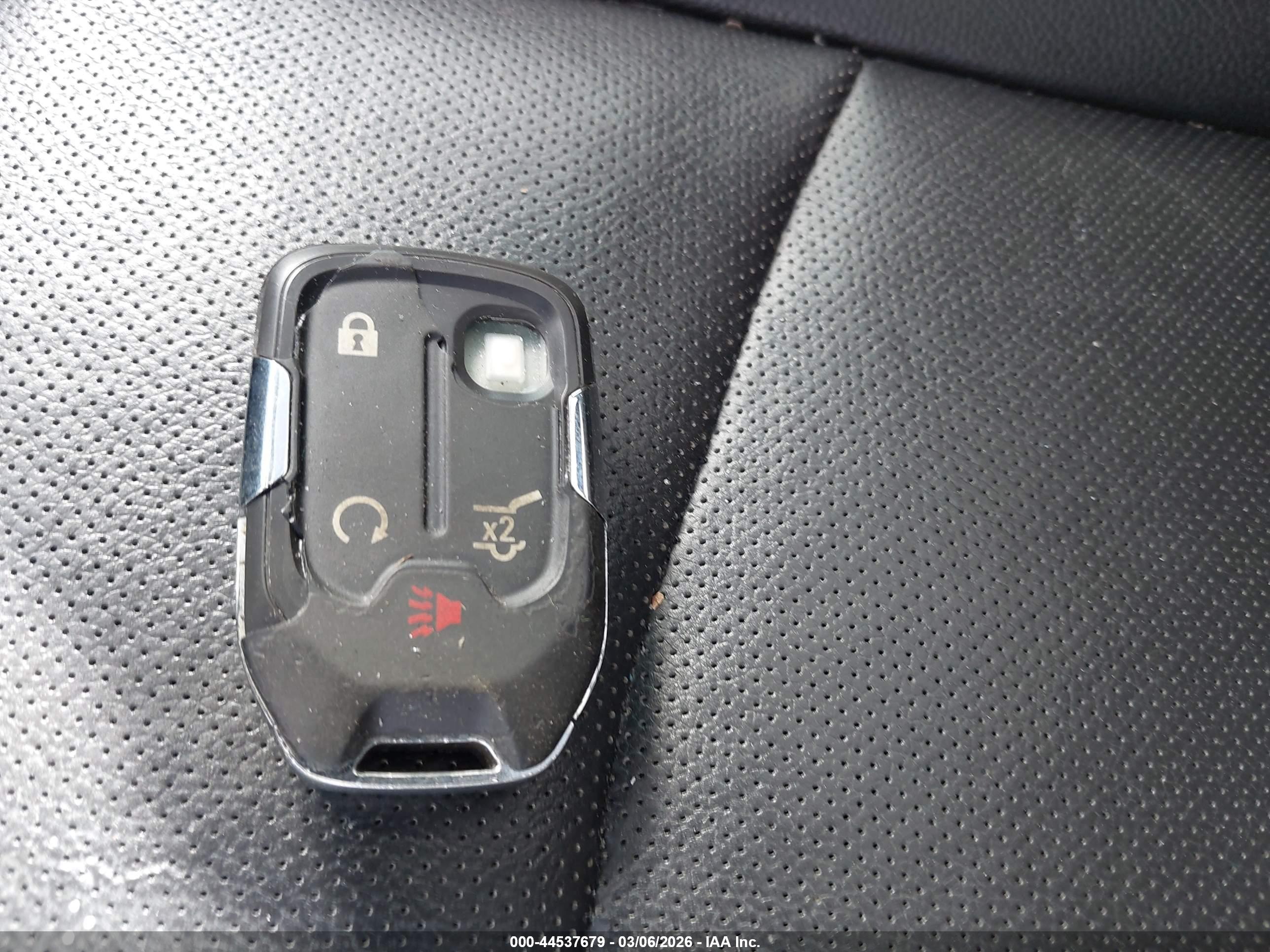GMC TERRAIN image 11