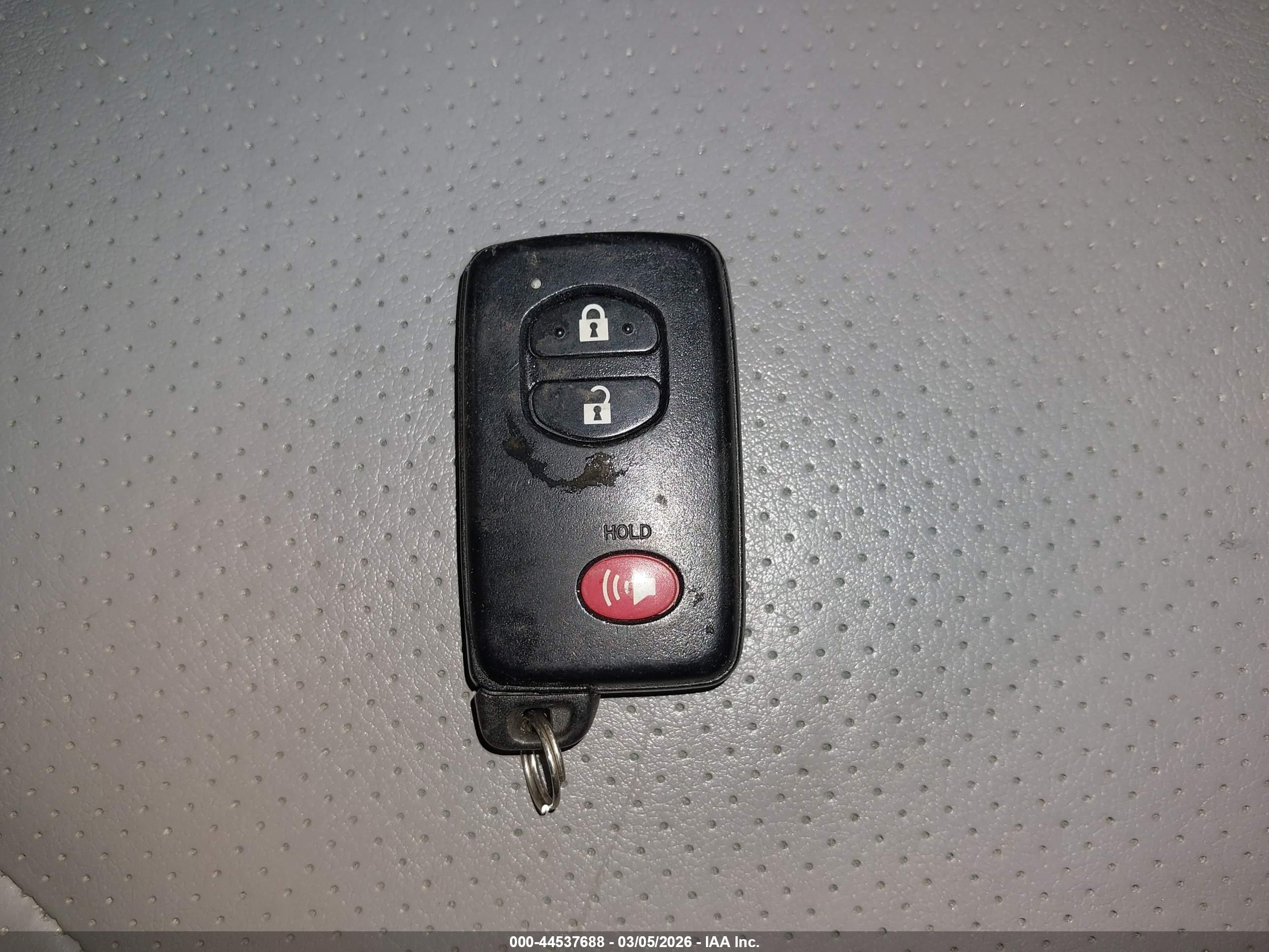 TOYOTA RAV4 image 11