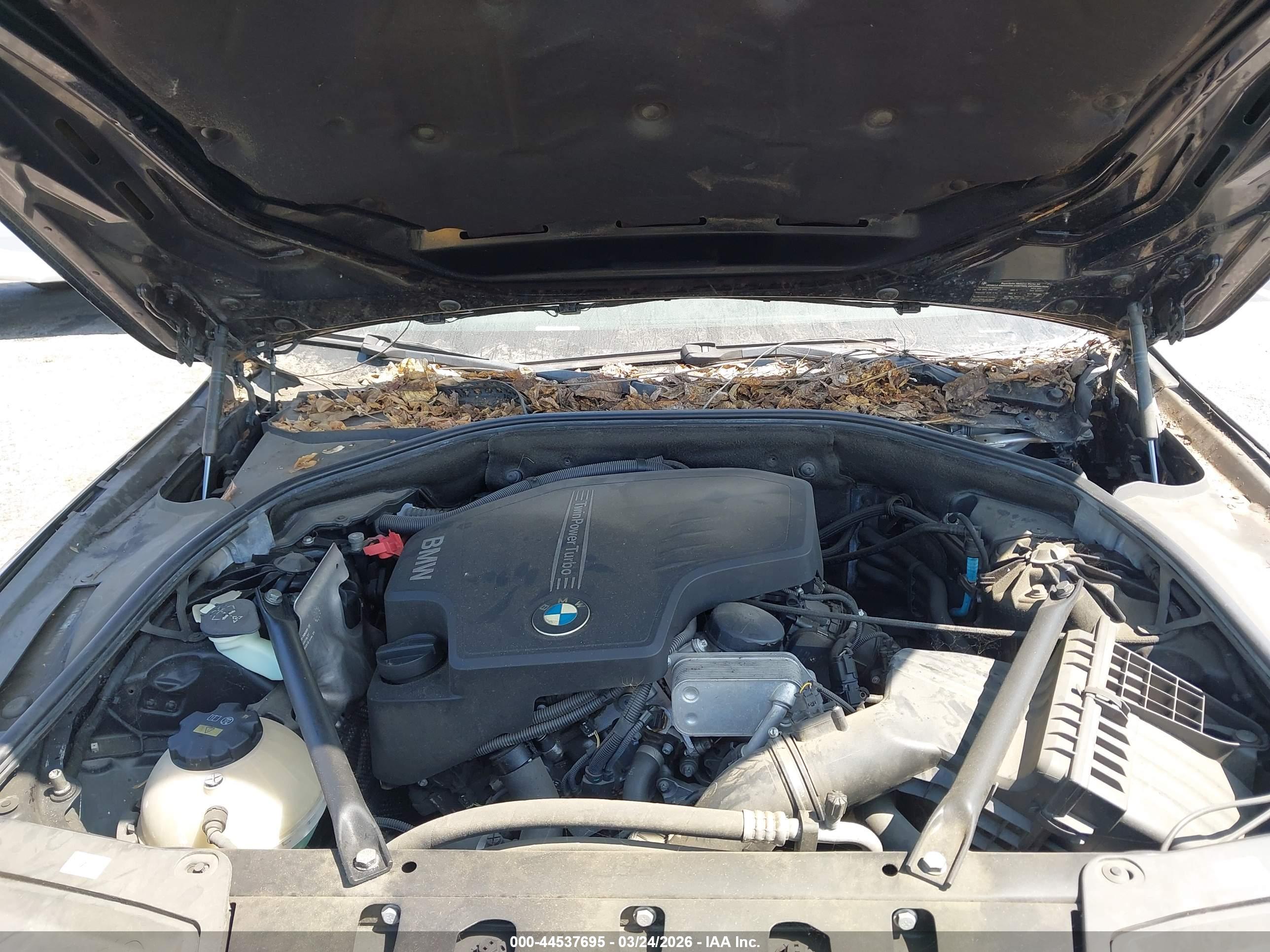 BMW 528I image 10