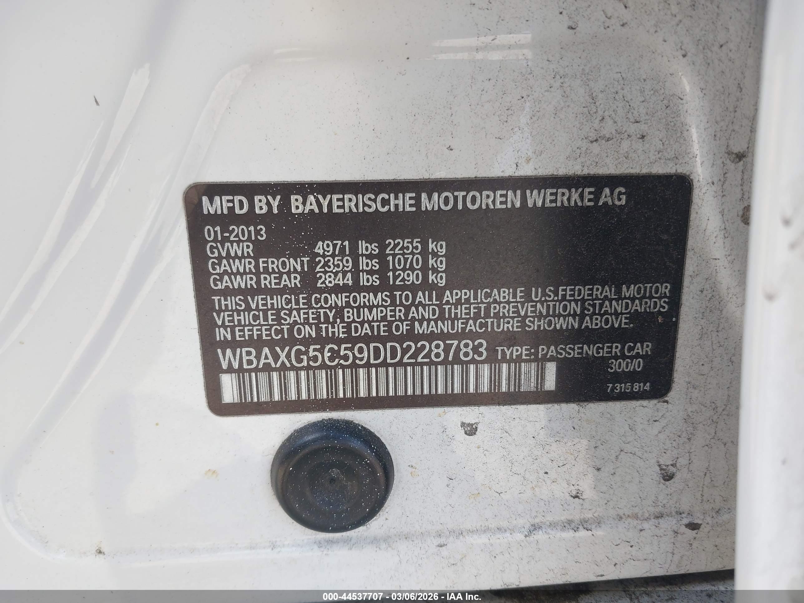 BMW 528I image 9
