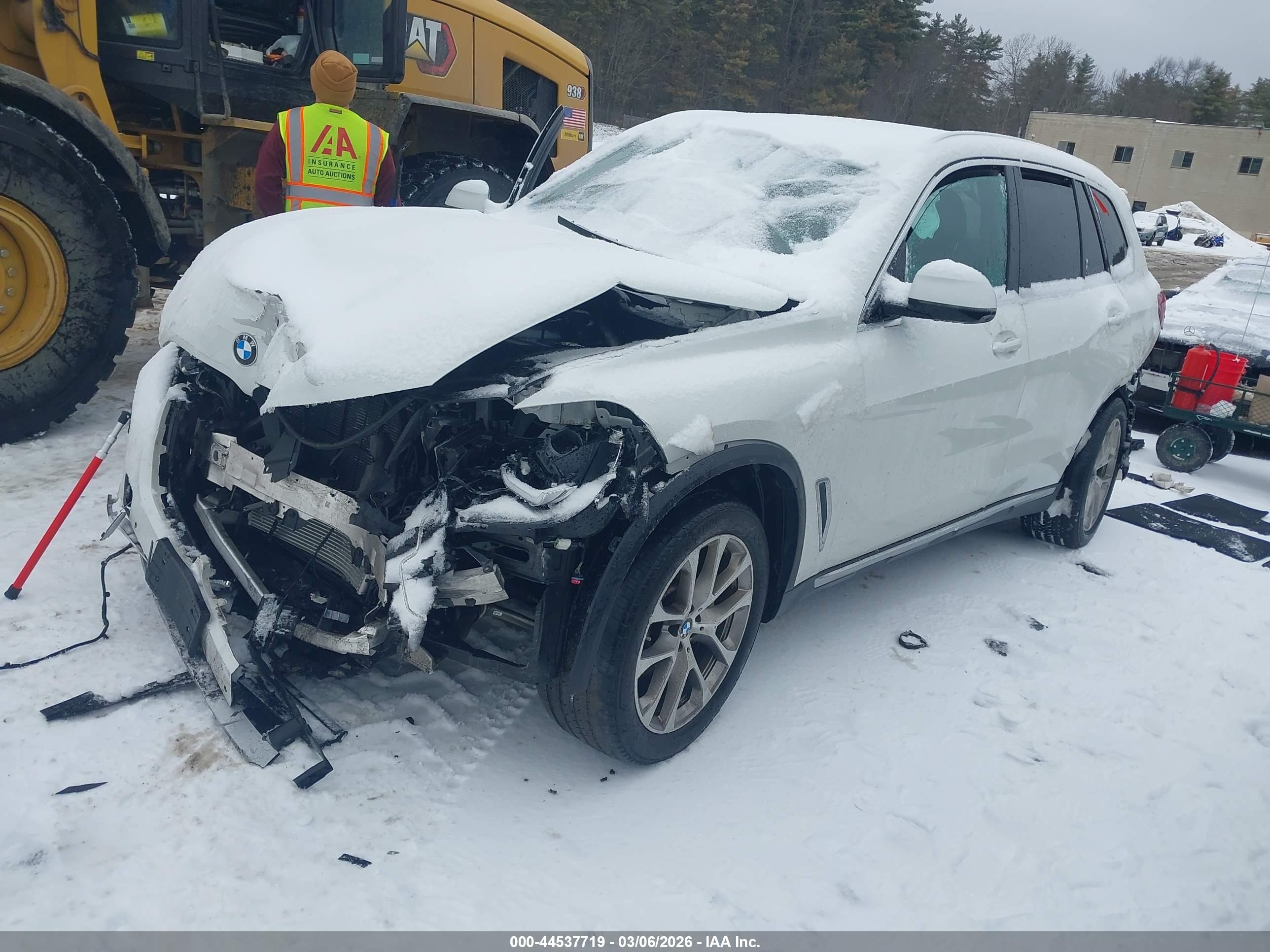 BMW X5 image 2
